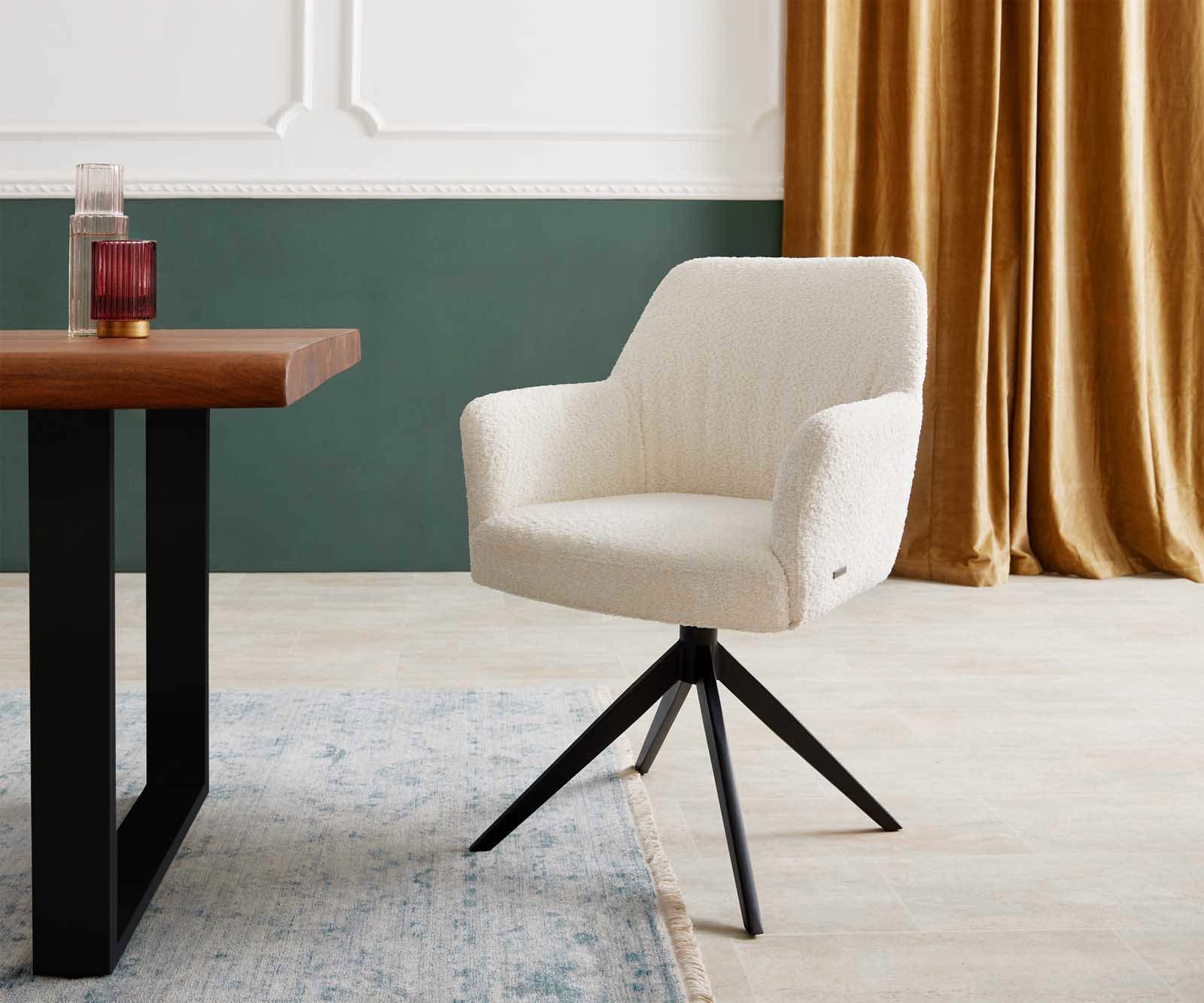 Drehstuhl Xana-Flex mit Armlehnen Bouclé Weiß Kreuzgestell breit Schwarz 360° drehbar Taschenfederkern Drehstuhl Xana-Flex mit Armlehnen Bouclé Weiß Kreuzgestell breit Schwarz 360° drehbar Taschenfederkern