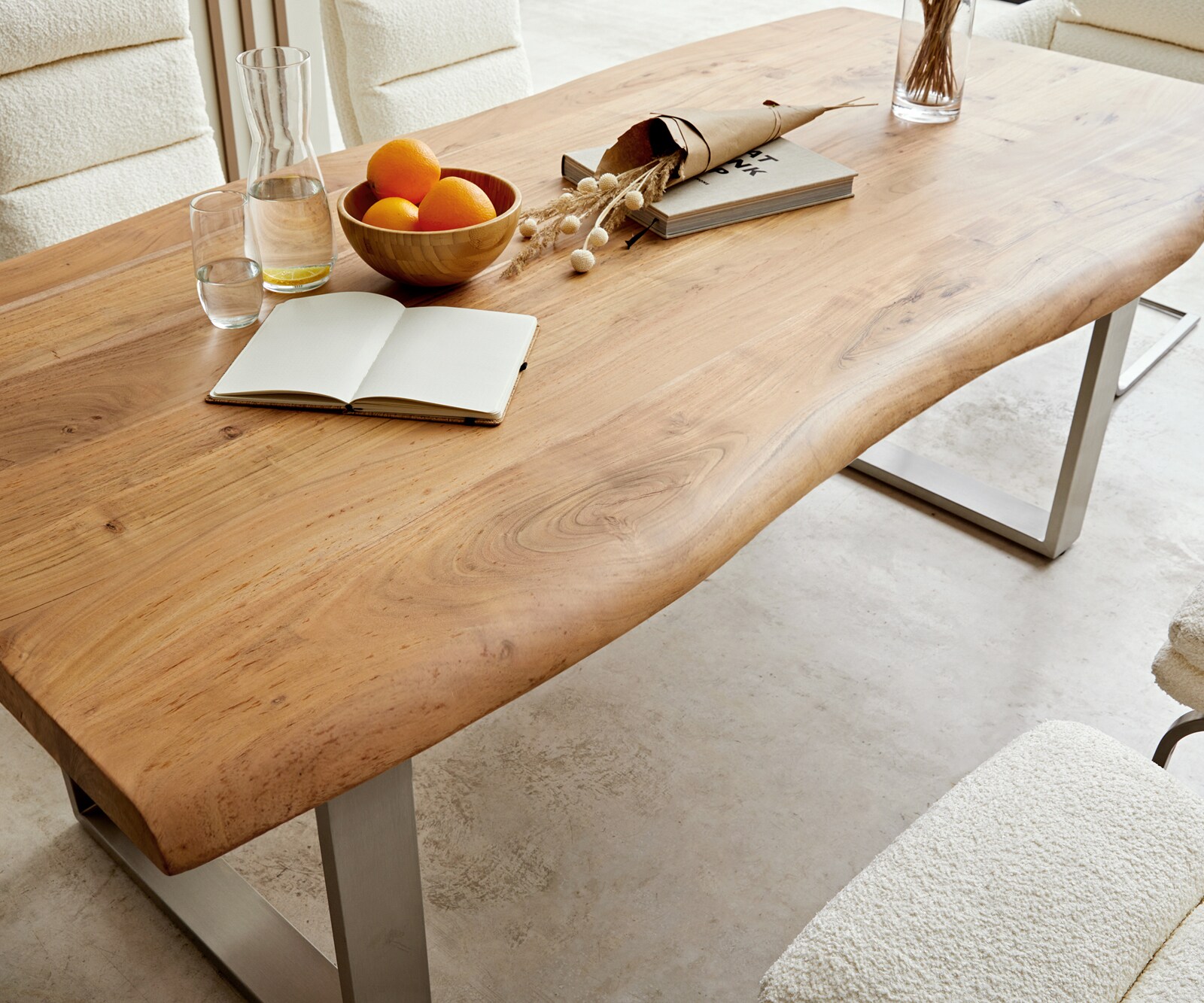 Esstisch Edge 200x100 XL Akazie Natur Edelstahl Schmal Live-Edge 6