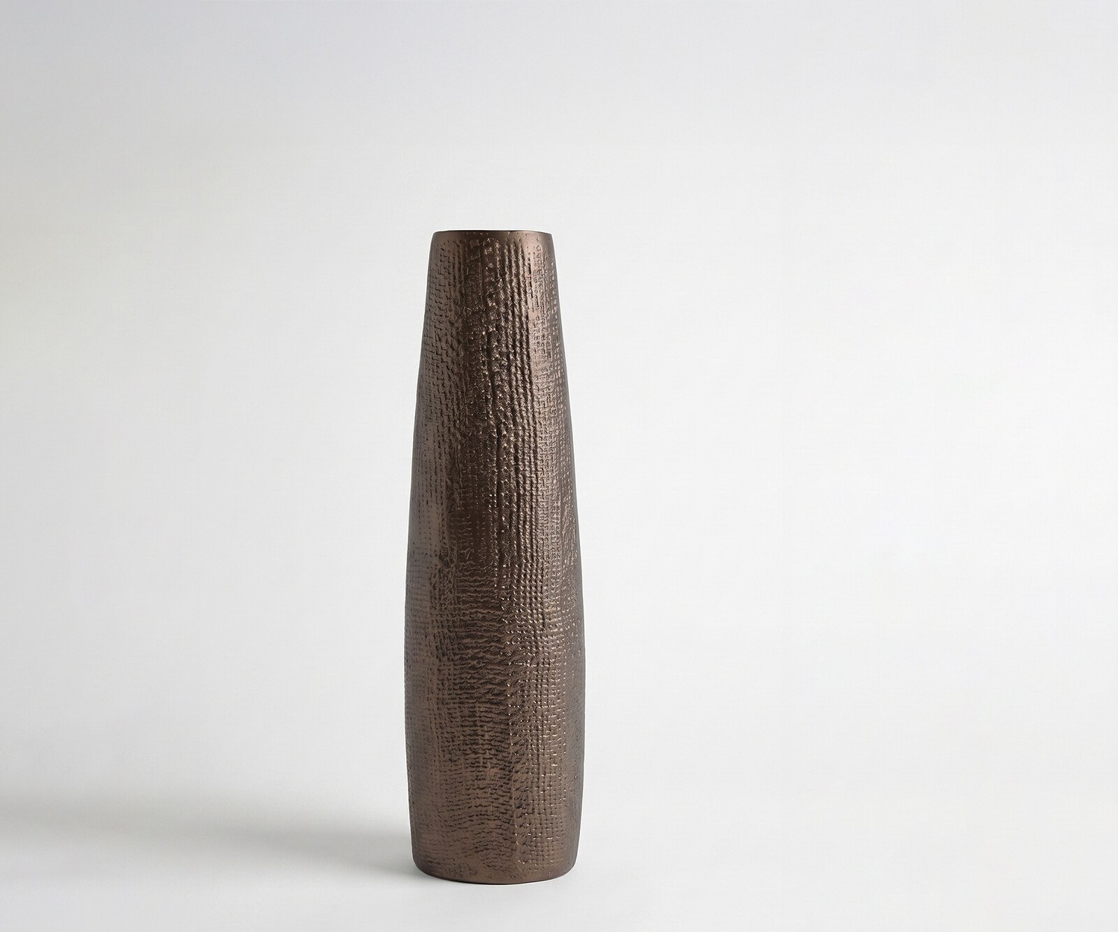 Vase Conico l14 x P9 x H48 cm Aluminium Hämatit Moulé