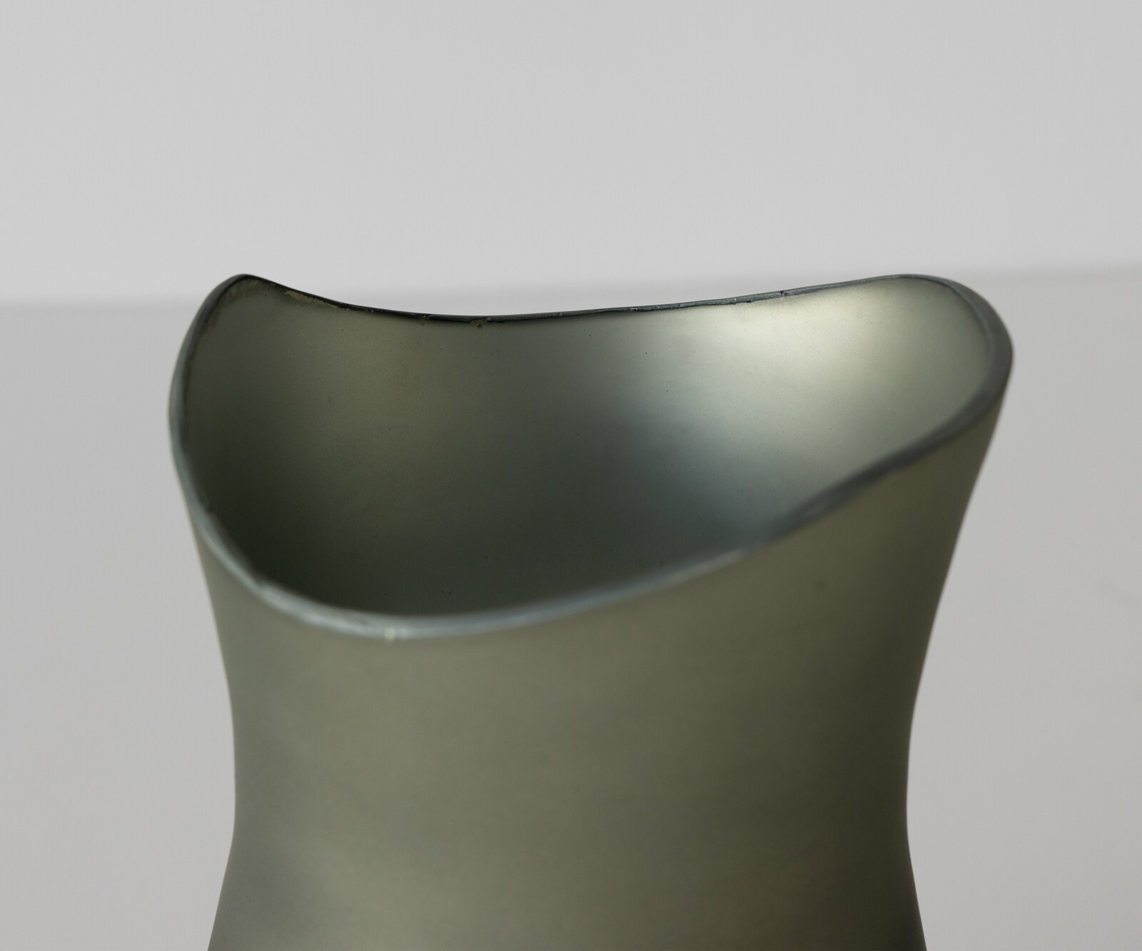 Vase Sinuo B16 x T16 x H30 cm Glas Aurora Mundgeblasen 4