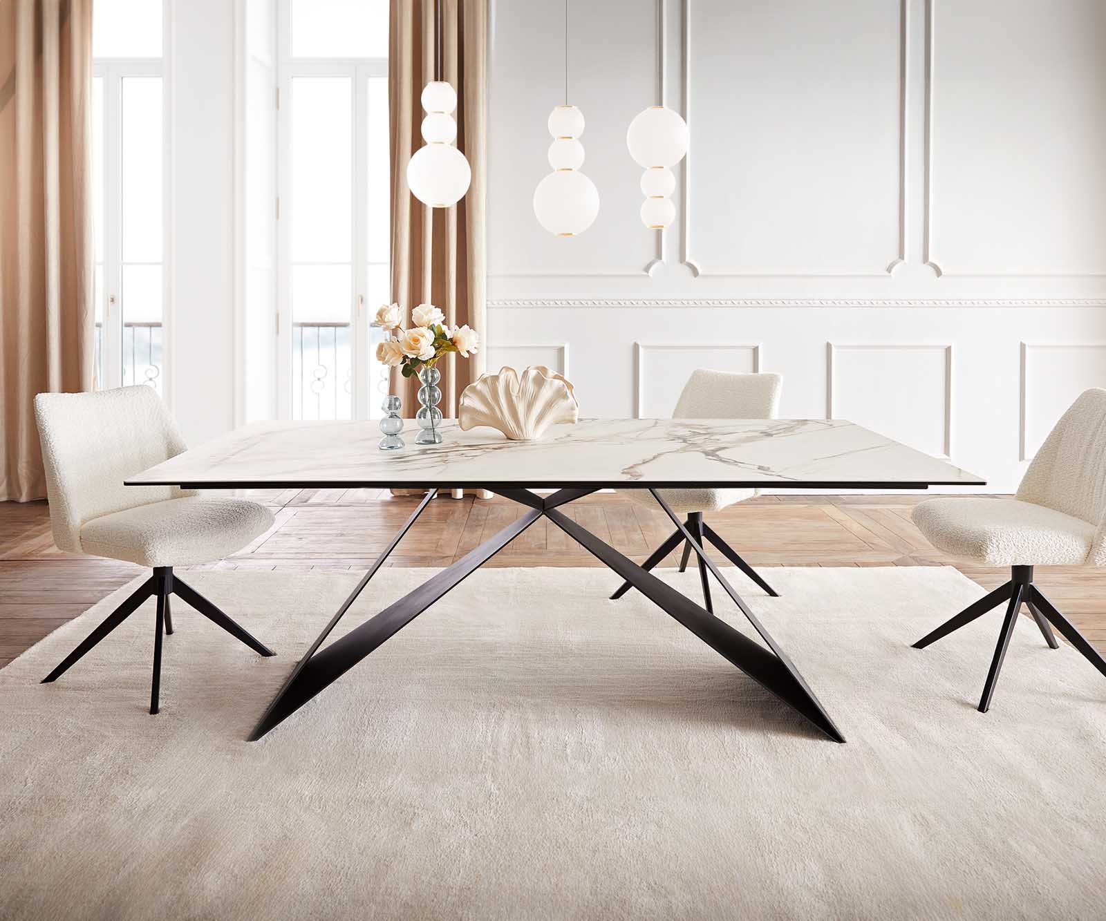 Esstisch Edge 200x100 Keramik Calacatta Luxe Weiß-Gold-Grau V-Gestell Flachstahl Schwarz Esstisch Edge 200x100 Keramik Calacatta Luxe Weiß-Gold-Grau V-Gestell Flachstahl Schwarz