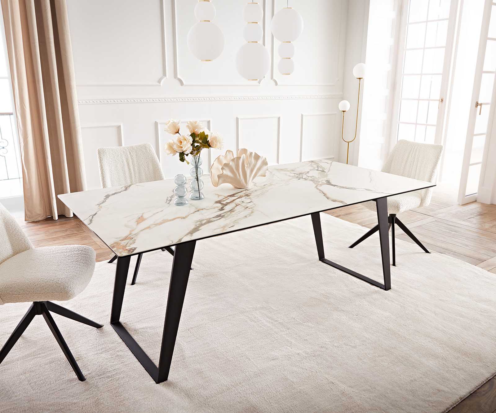 Esstisch Edge 200x100 Keramik Calacatta Luxe Weiß-Gold-Grau Metall Schräg Schwarz 2 Esstisch Edge 200x100 Keramik Calacatta Luxe Weiß-Gold-Grau Metall Schräg Schwarz 2