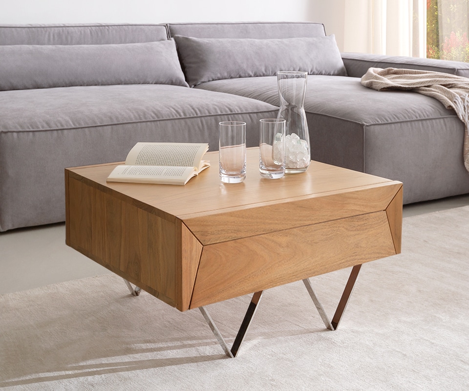 Couchtisch Kayu 60x60 cm Akazie Natur 2 Schübe V-Fuß Edelstahl Couchtisch Kayu 60x60 cm Akazie Natur 2 Schübe V-Fuß Edelstahl