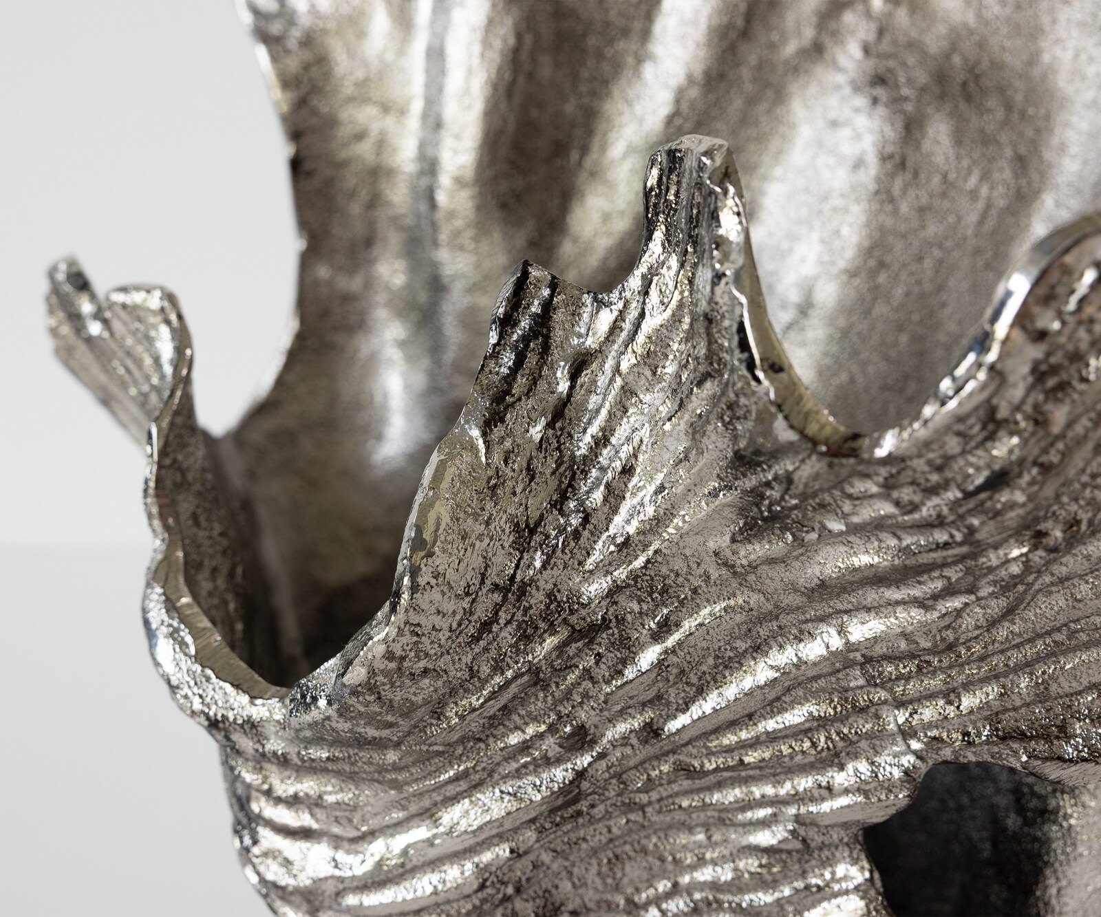 Vase Corallo B43 x T24 x H61 cm Aluminium Platin Handgemacht 2
