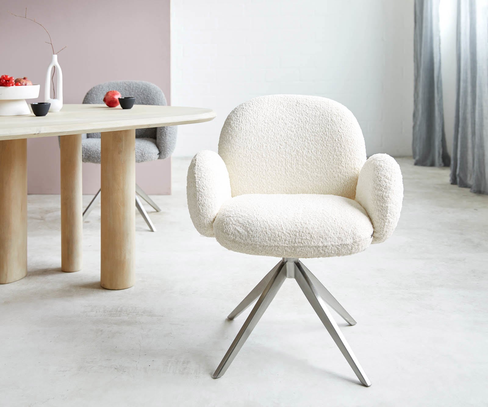 Drehstuhl Nube-Flex mit Armlehnen Bouclé Weiß Kreuzgestell breit Edelstahl 360° drehbar Taschenfederkern 1 Drehstuhl Nube-Flex mit Armlehnen Bouclé Weiß Kreuzgestell breit Edelstahl 360° drehbar Taschenfederkern 1