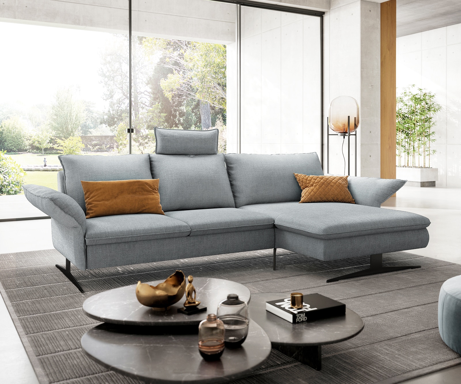 Ecksofa Nerio 300 x 190 cm Flachgewebe Pastellblau Recamiere rechts 1