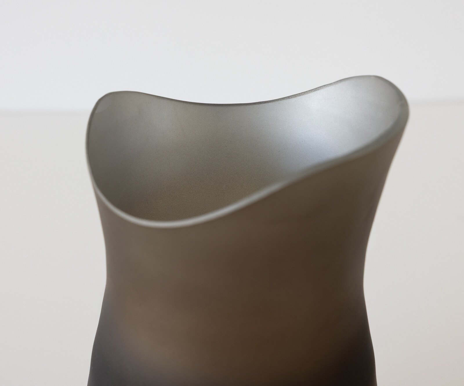 Vase Sinuo B16 x T16 x H30 cm Glas Aurum Mundgeblasen 5