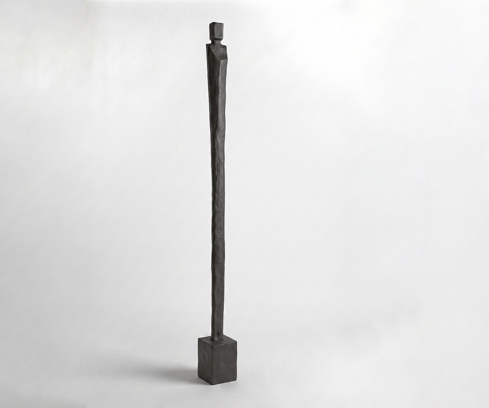 Figurine Statera l17 x P16 x H190 cm Aluminium Basalt Faite main