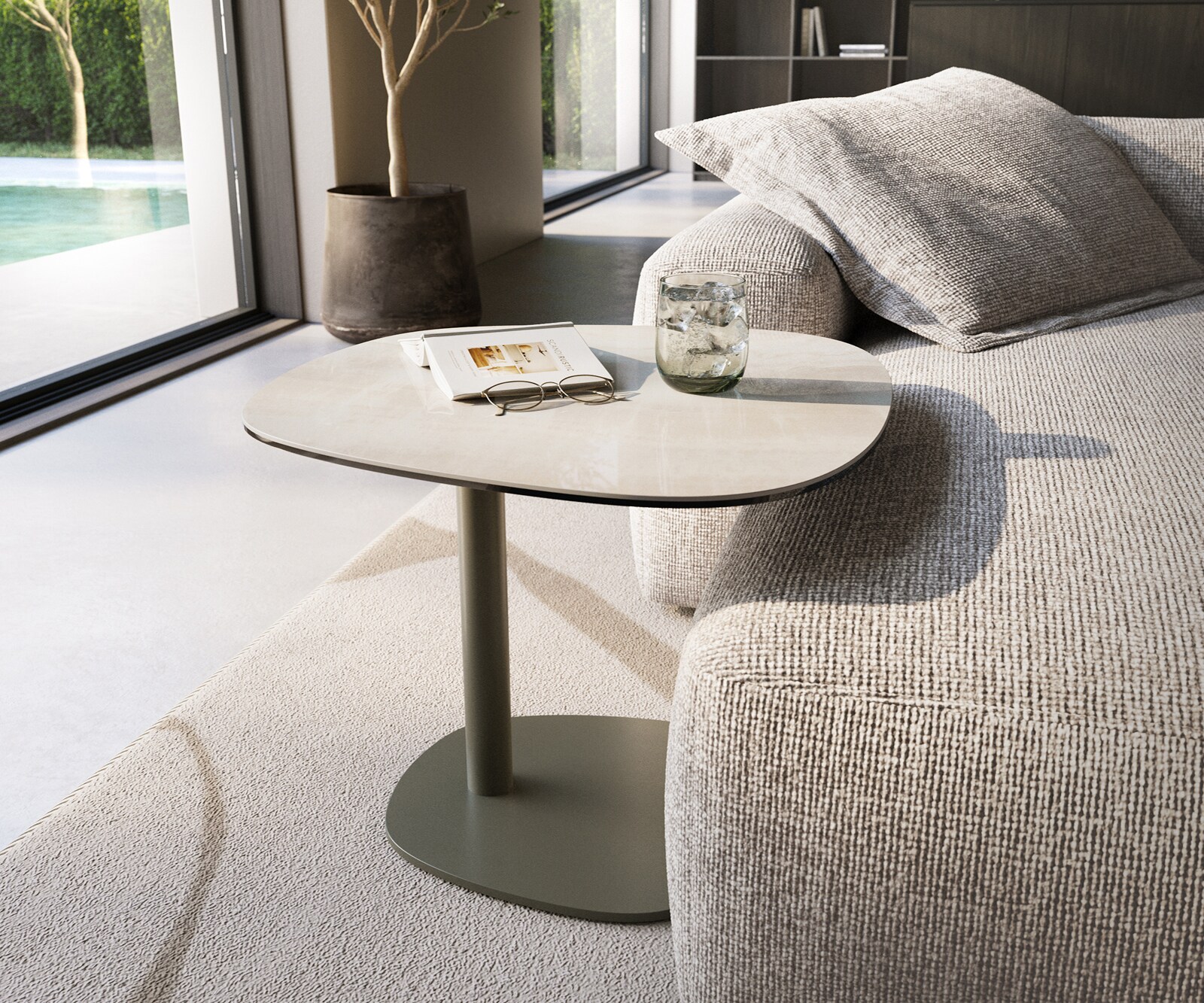 Beistelltisch Edge Boot 60x60 cm Keramik Onyx Champagne Eleny Metall Effektfinish Titan