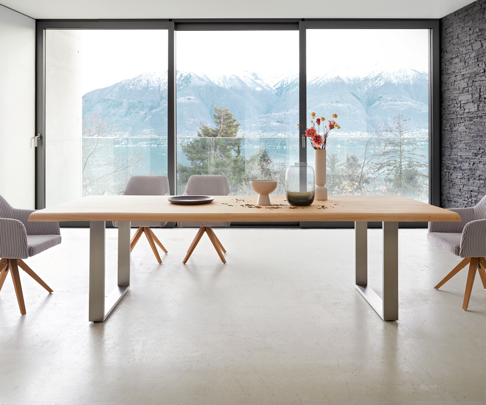Esstisch Edge 260x100 Eiche Natur Edelstahl Schmal Live-Edge 1