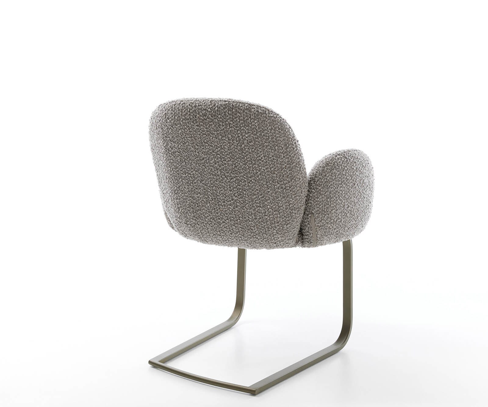 Freischwinger Nube-Flex mit Armlehnen Bouclé Silbergrau Freischwinger flach Effektfinish Titan Taschenfederkern 4