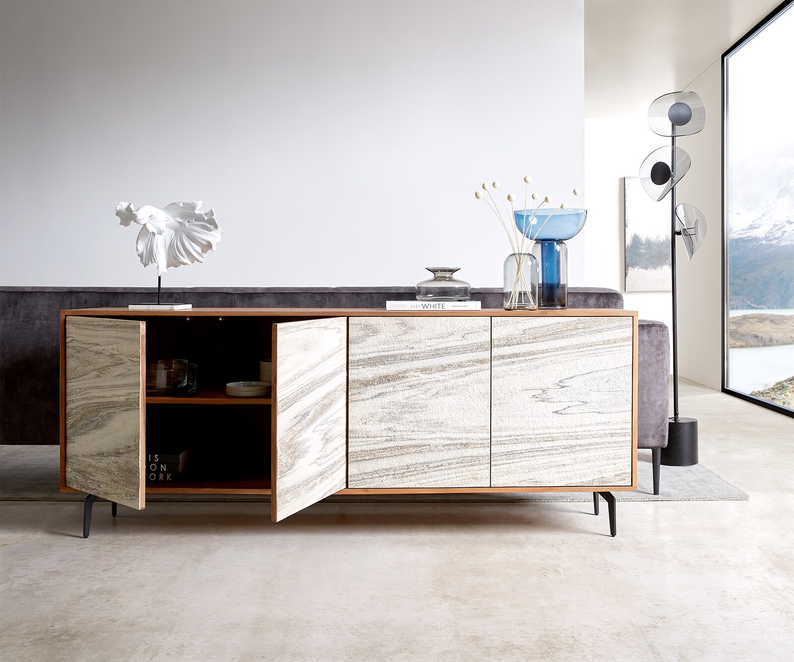 Sideboard Kleo 175 cm Akazie Natur 4 Türen Winkelfuß Metall Schwarz 3