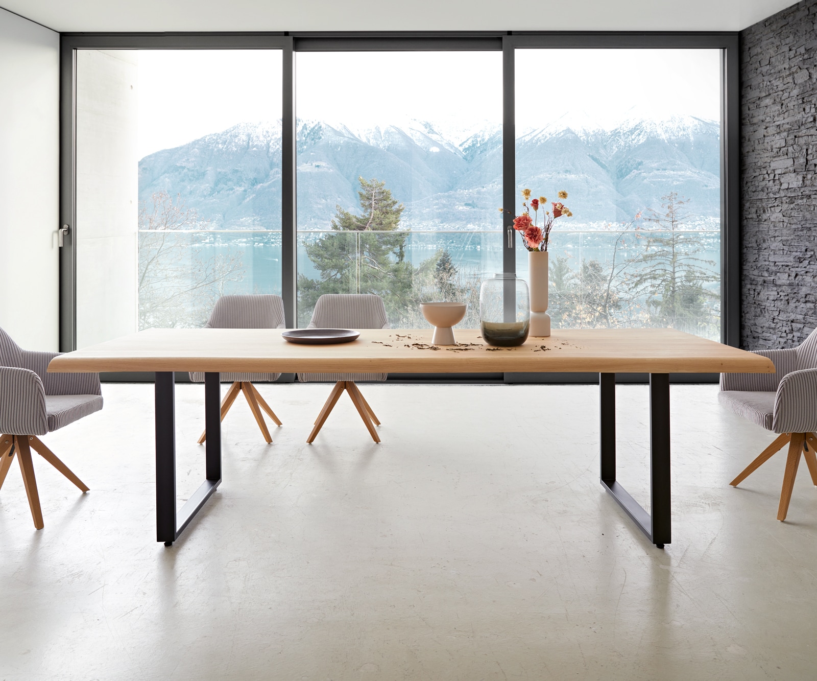 Esstisch Edge 260x100 Eiche Natur Metall Schmal schwarz Live-Edge 2