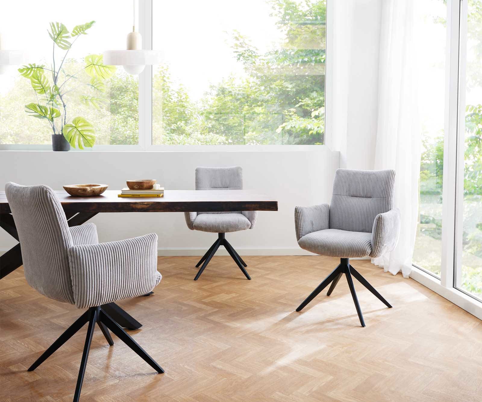 Drehstuhl Jova-Flex mit Armlehnen Cord Silbergrau Kreuzgestell breit Schwarz 360° drehbar Taschenfederkern 6