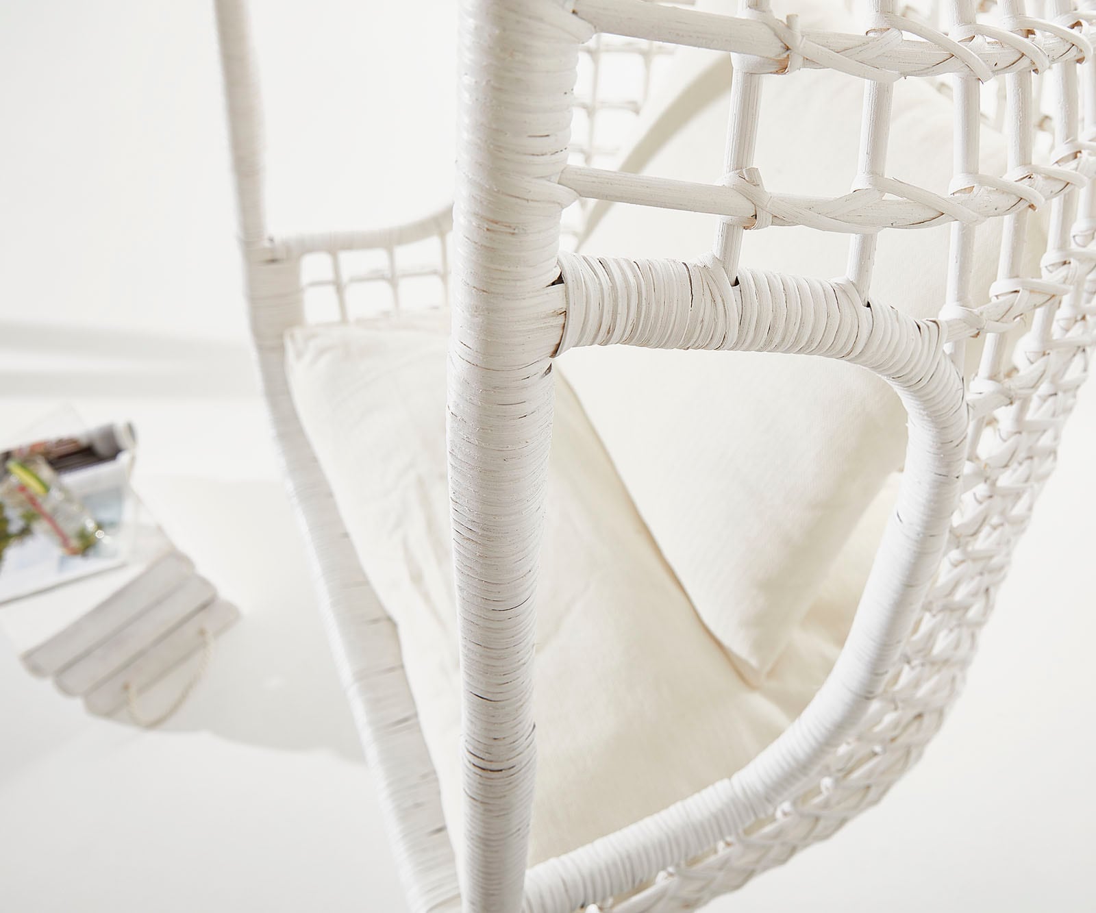 Hängesessel Edessa mit Kissen Rattan weiß 5 Hängesessel Edessa mit Kissen Rattan weiß 5