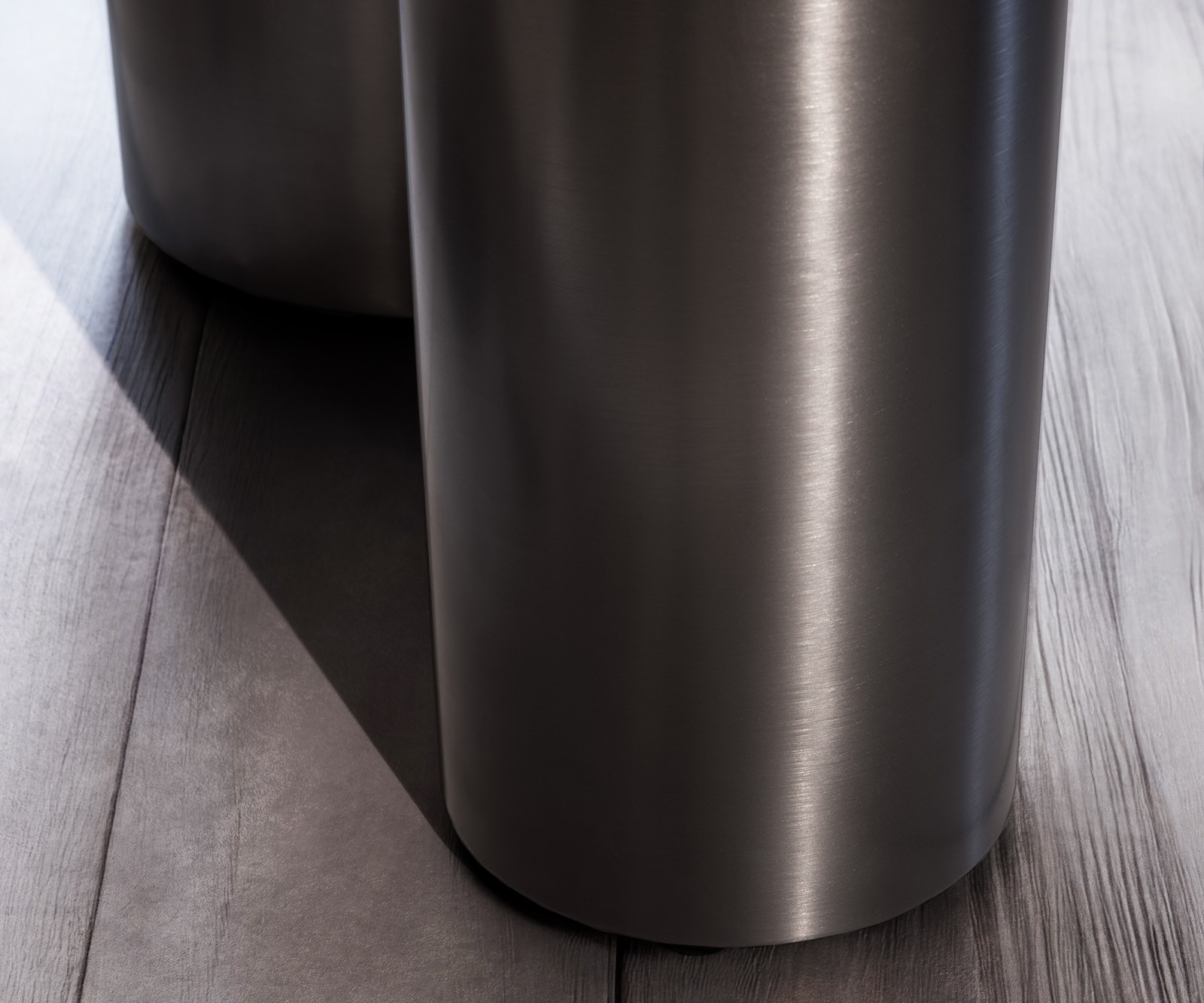 Esstisch Edge Oval 220x120 Keramik Iris FMG Patagonia Lappato Pilier Edelstahl Graphit 4 Esstisch Edge Oval 220x120 Keramik Iris FMG Patagonia Lappato Pilier Edelstahl Graphit 4