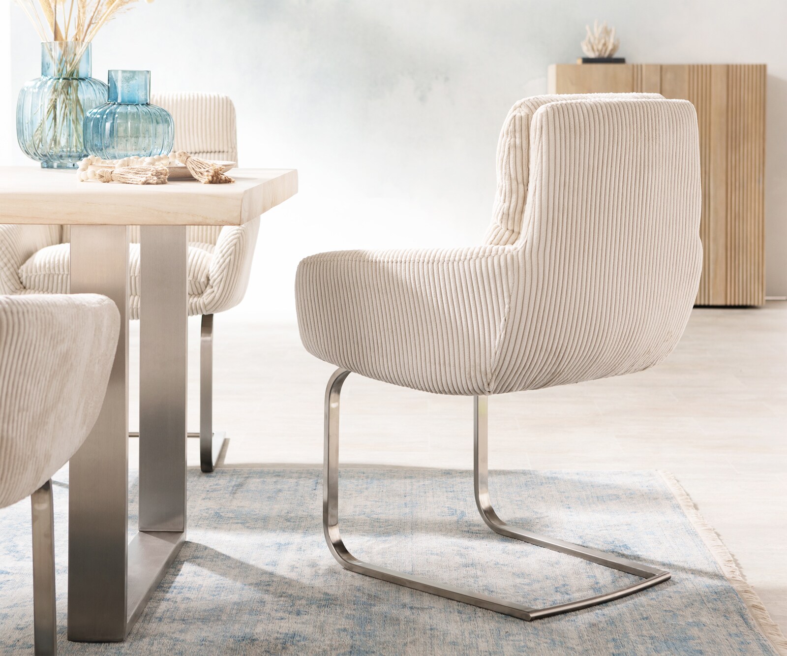 Freischwinger Abelia-Flex mit Armlehnen Cord Beige Freischwinger flach Edelstahl 4