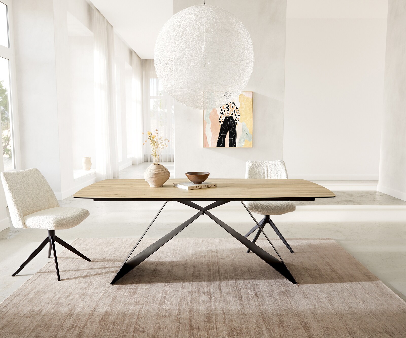 Esstisch Edge Boot 200x100 Keramik Laminam® Sabbia Eichefarbig V-Gestell Flachstahl Schwarz