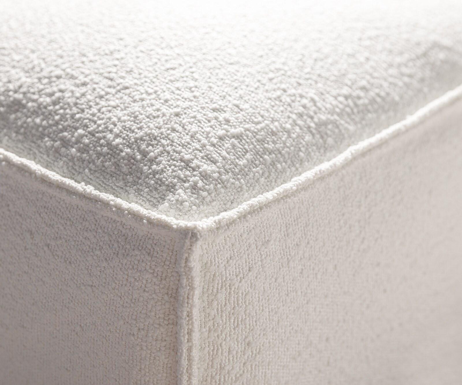 Big-Sofa Freestyle 280x110 cm Bouclé Creme-Weiß Kedernaht 4