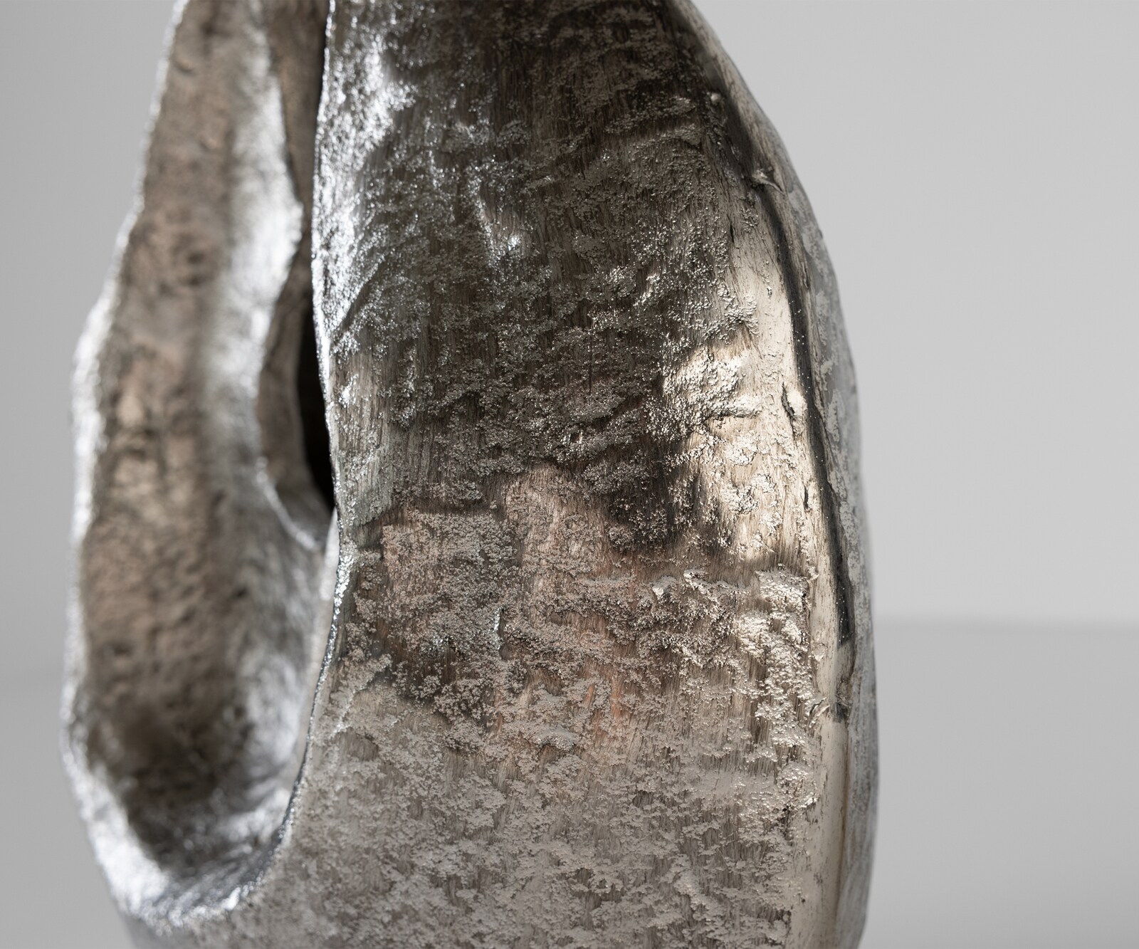 Skulptur Nexora B34 x T17 x H40 cm Aluminium Platin Handgemacht 3