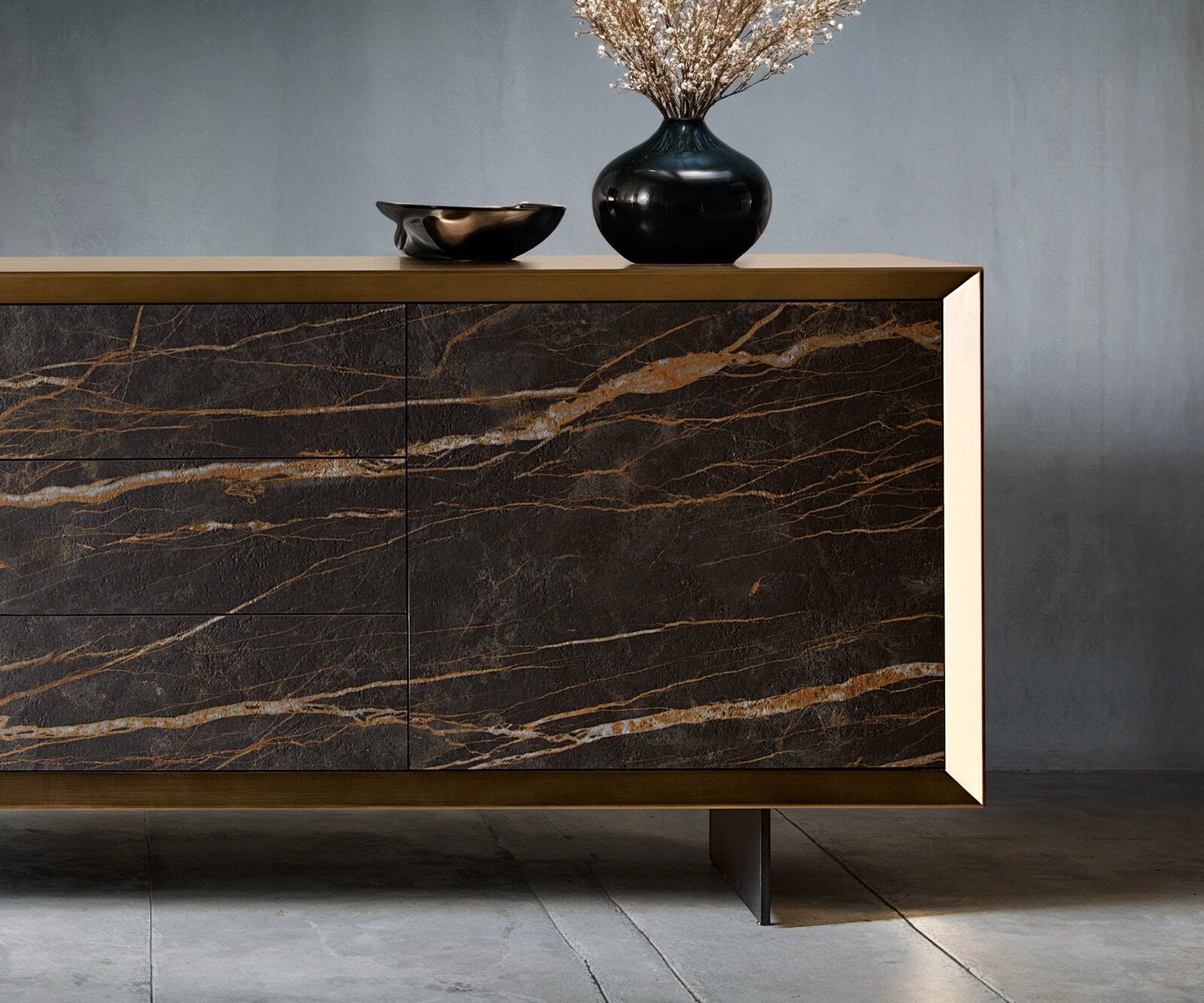 Sideboard Yori 200 cm Metallic Gold 2 Türen 3 Schubladen schwebend Metall Schwarz Keramik Laminam®Noir Desir Braun 3