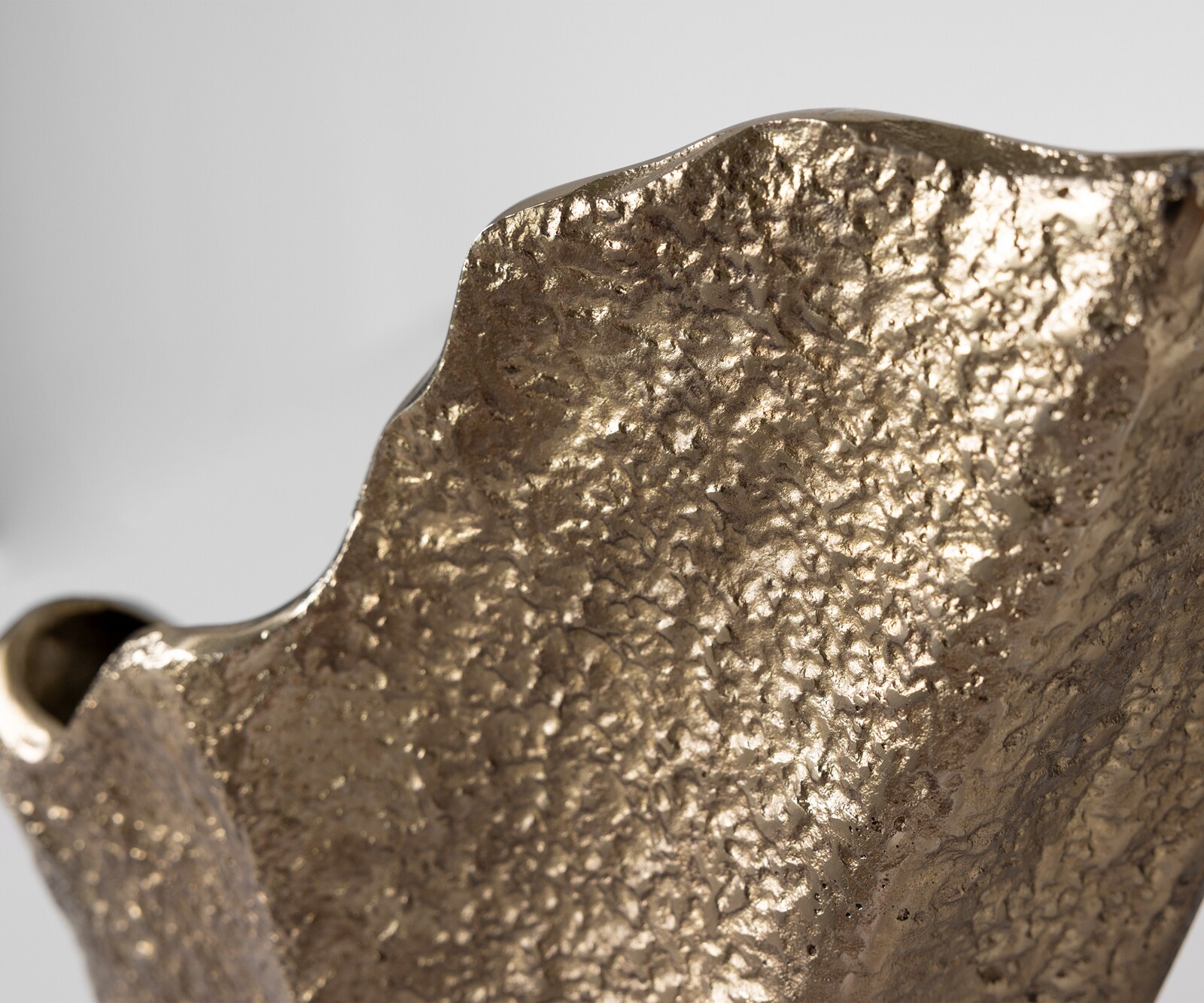 Vase Cavira B29 x T16 x H48 cm Aluminium Champagner Handgemacht 2