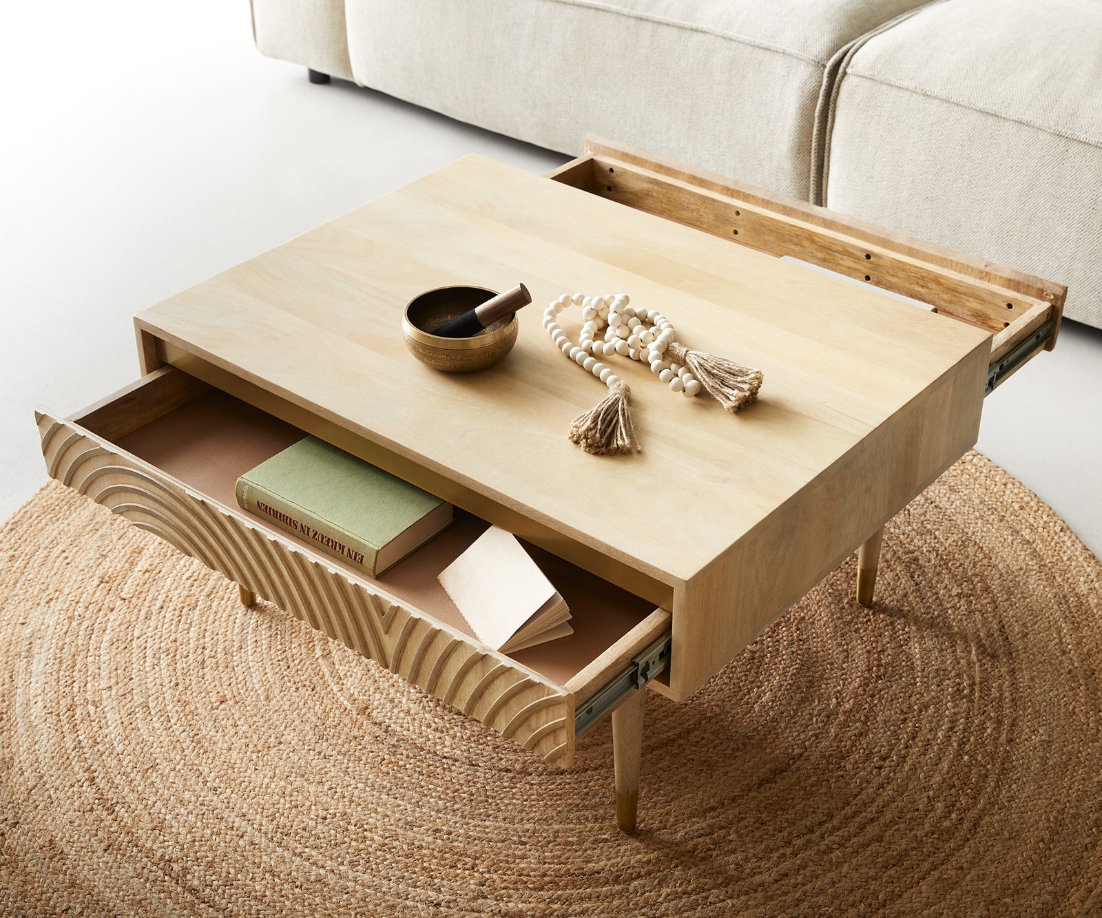 Couchtisch Budaya 80x60 cm Mango Natur 2 Schubfächer Fuß rund 4 Couchtisch Budaya 80x60 cm Mango Natur 2 Schubfächer Fuß rund 4