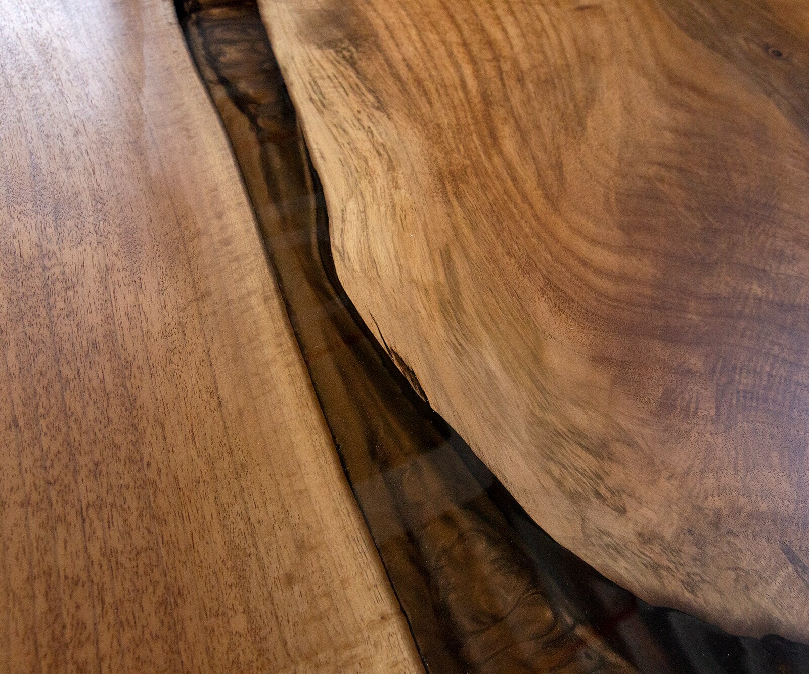 Tischplatte Walnuss Natur 300 cm Epoxid Metallic-Braun Unikat Nr. 32291 2