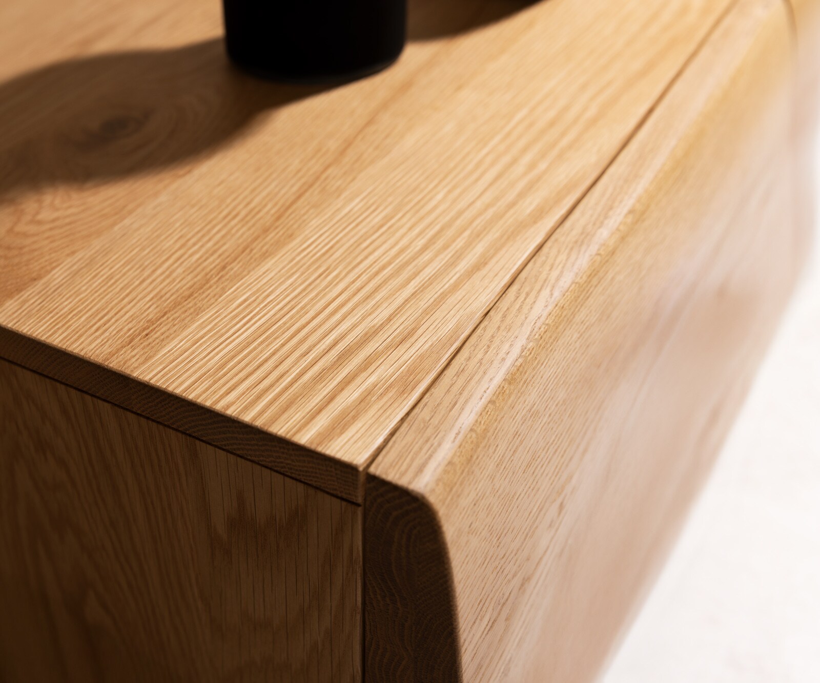 Sideboard New Live-Edge 145 cm Eiche Natur 3 Türen Kufe Metall Schwarz 8