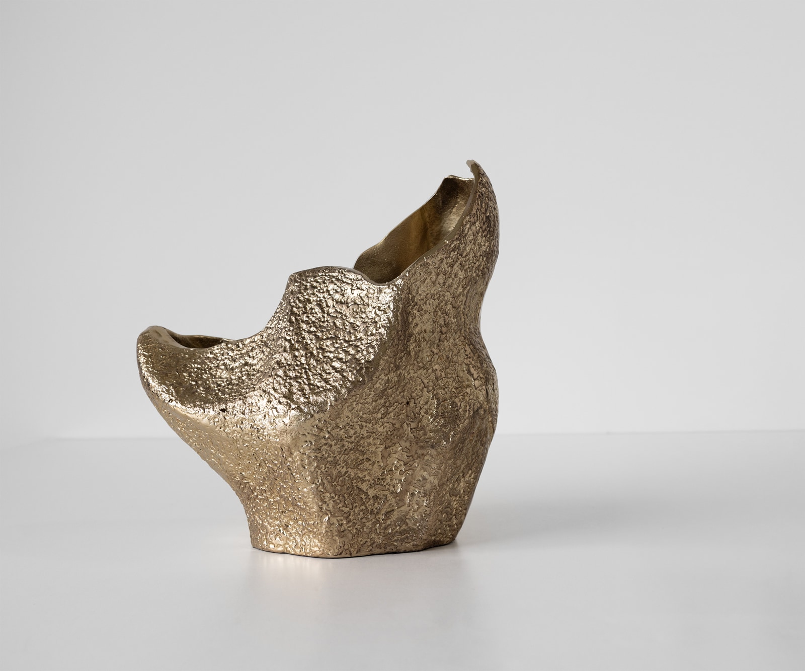 Vase Grotta B31 x T20 x H34 cm Aluminium Champagner Handgemacht 2