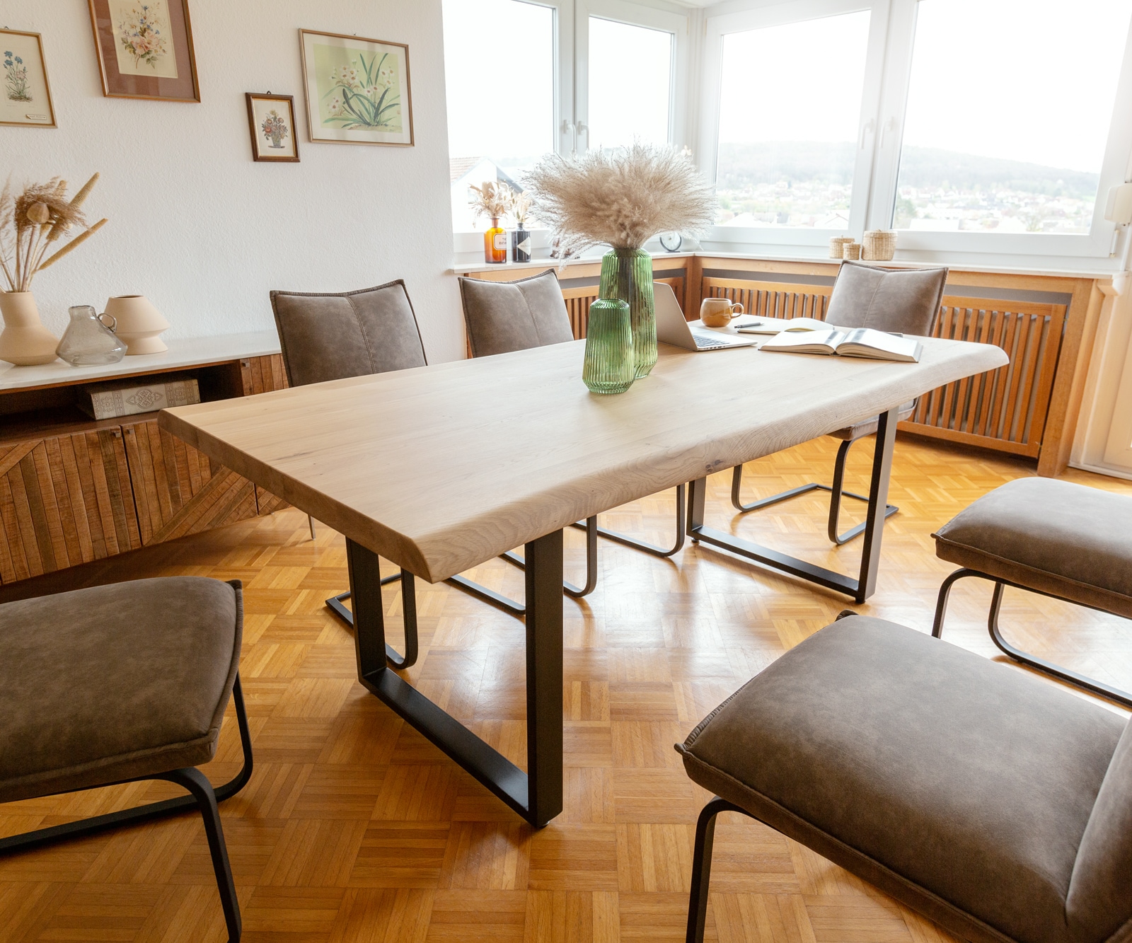 Esstisch Edge 200x100 Eiche Natur Kufe Schwarz Live-Edge 4