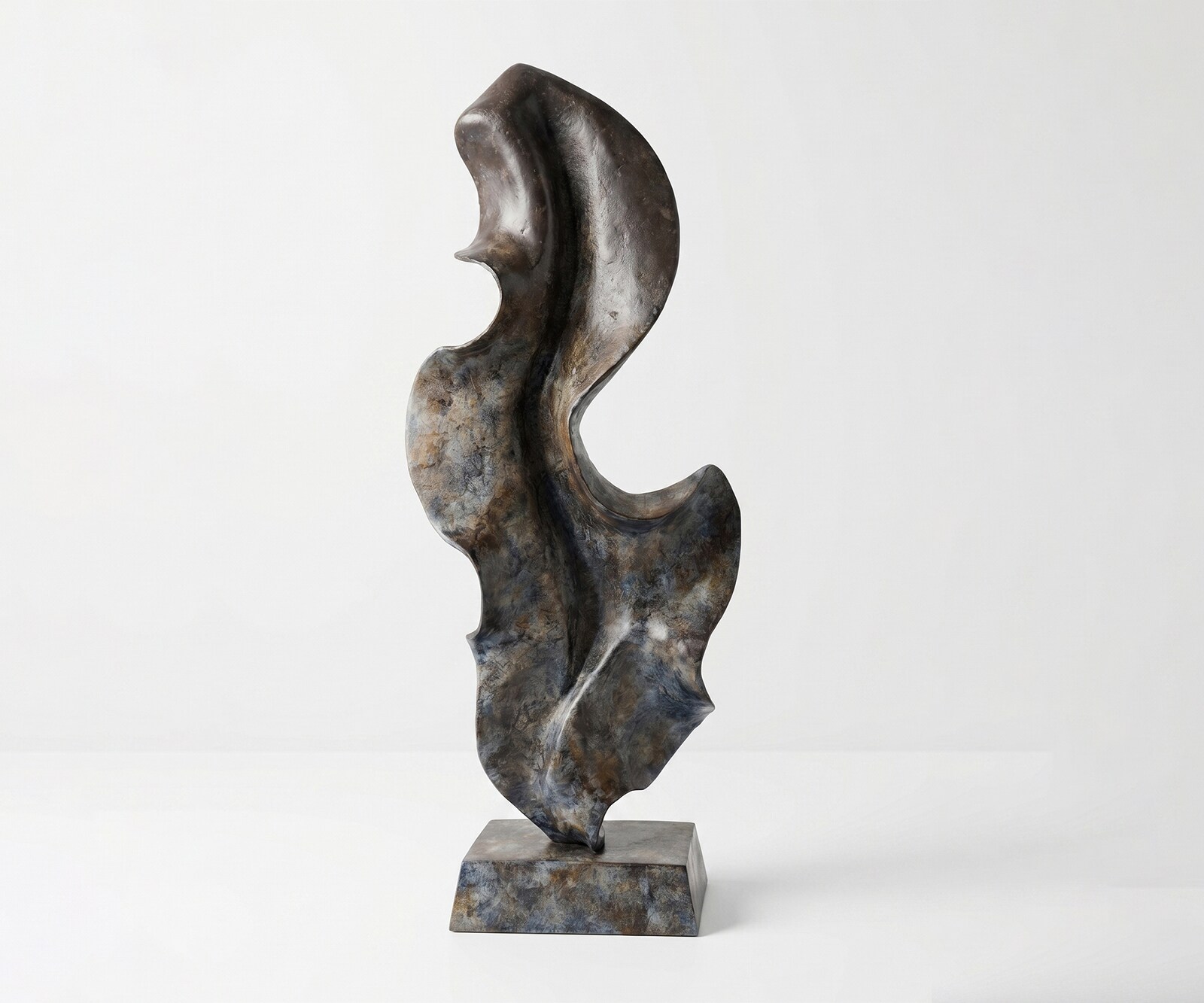 Sculpture Arvena l37 x P16 x H92 cm Aluminium Umbra Antica Faite main