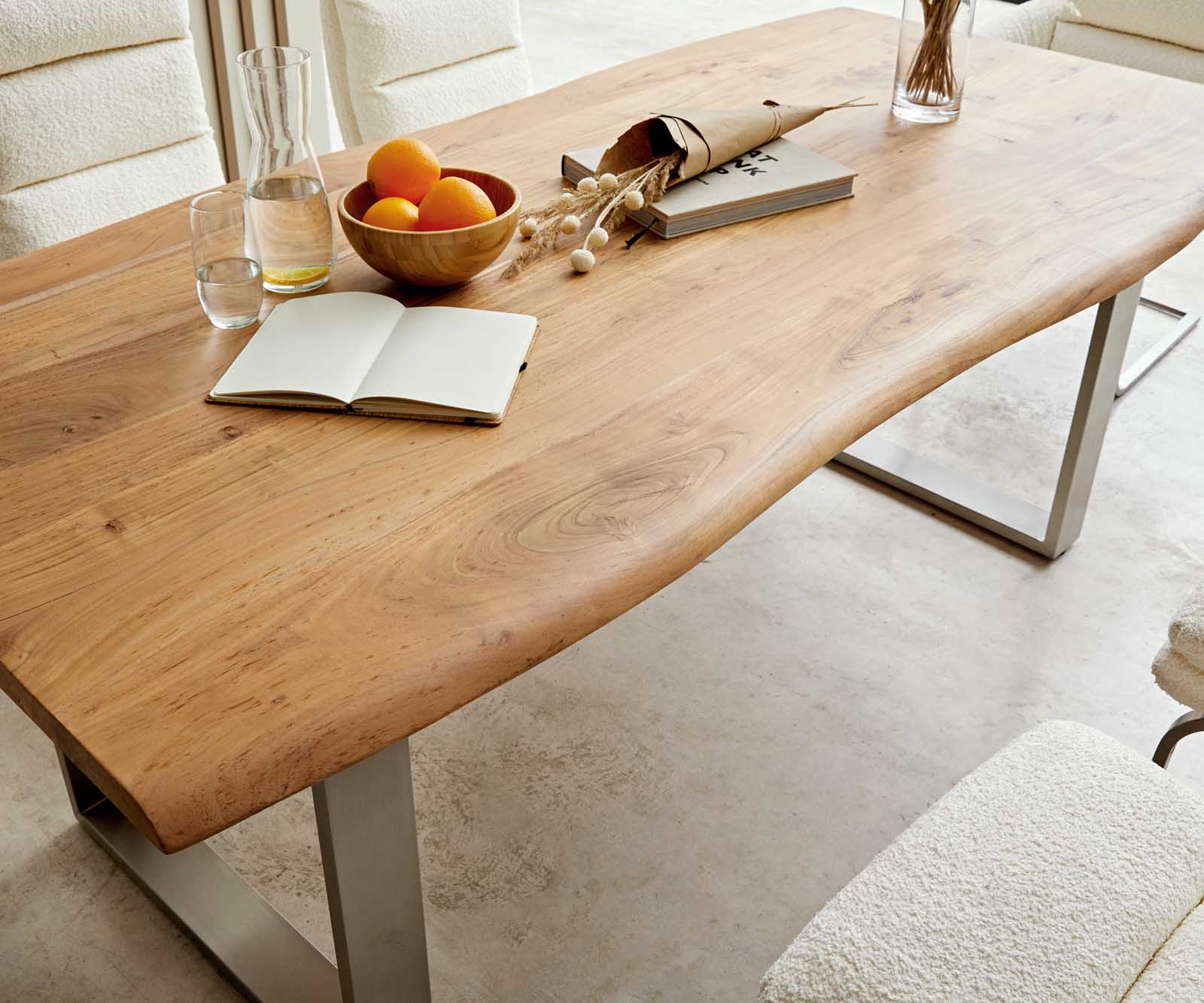 Esstisch Edge 200x100 Akazie Natur Edelstahl Schmal Live-Edge 5