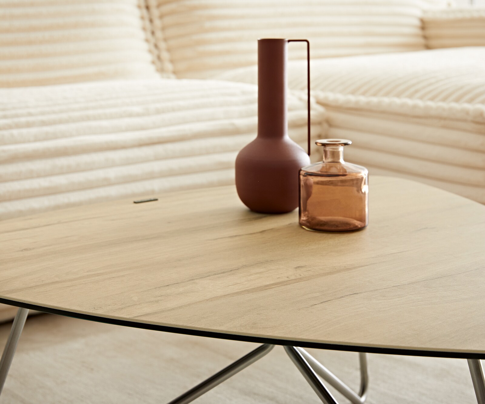 Couchtisch Ekrem 65x65 cm Keramik Laminam® Sabbia Eichefarbig Hairpin rund Edelstahl 6