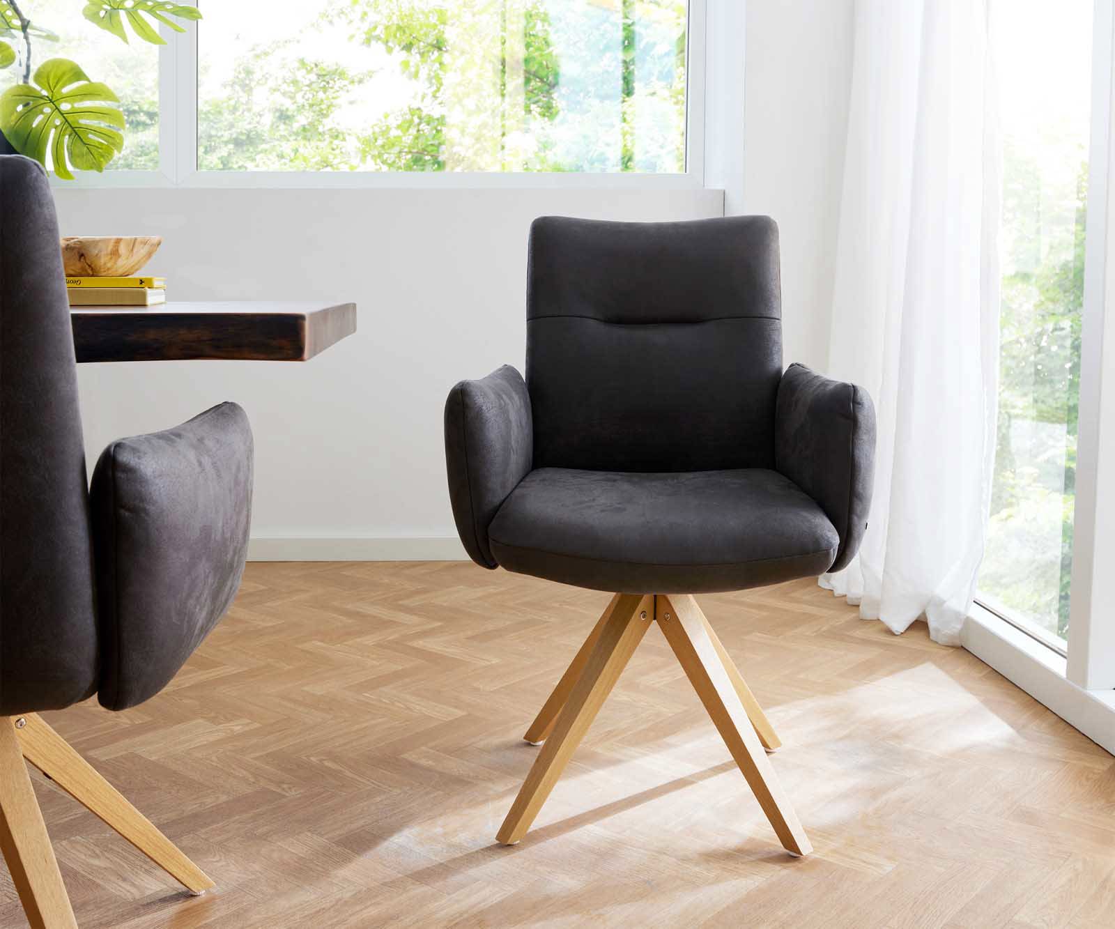 Drehstuhl Jova-Flex mit Armlehnen Mikrofaser Anthrazit Vintage Holzgestell kantig Natur 180° drehbar Taschenfederkern 1