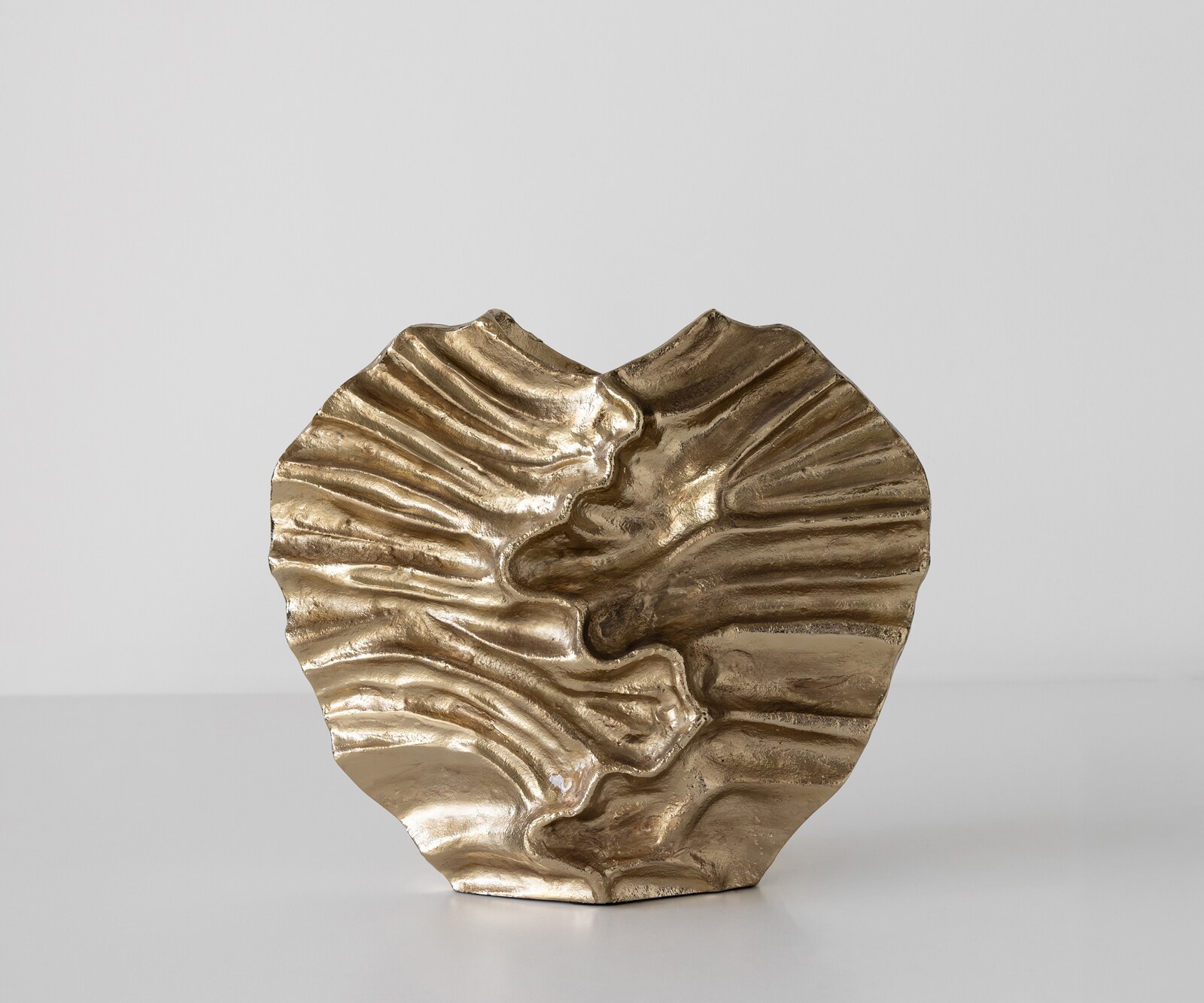 Vase Nerina B47 x T18 x H42 cm Aluminium Champagner Handgemacht 1