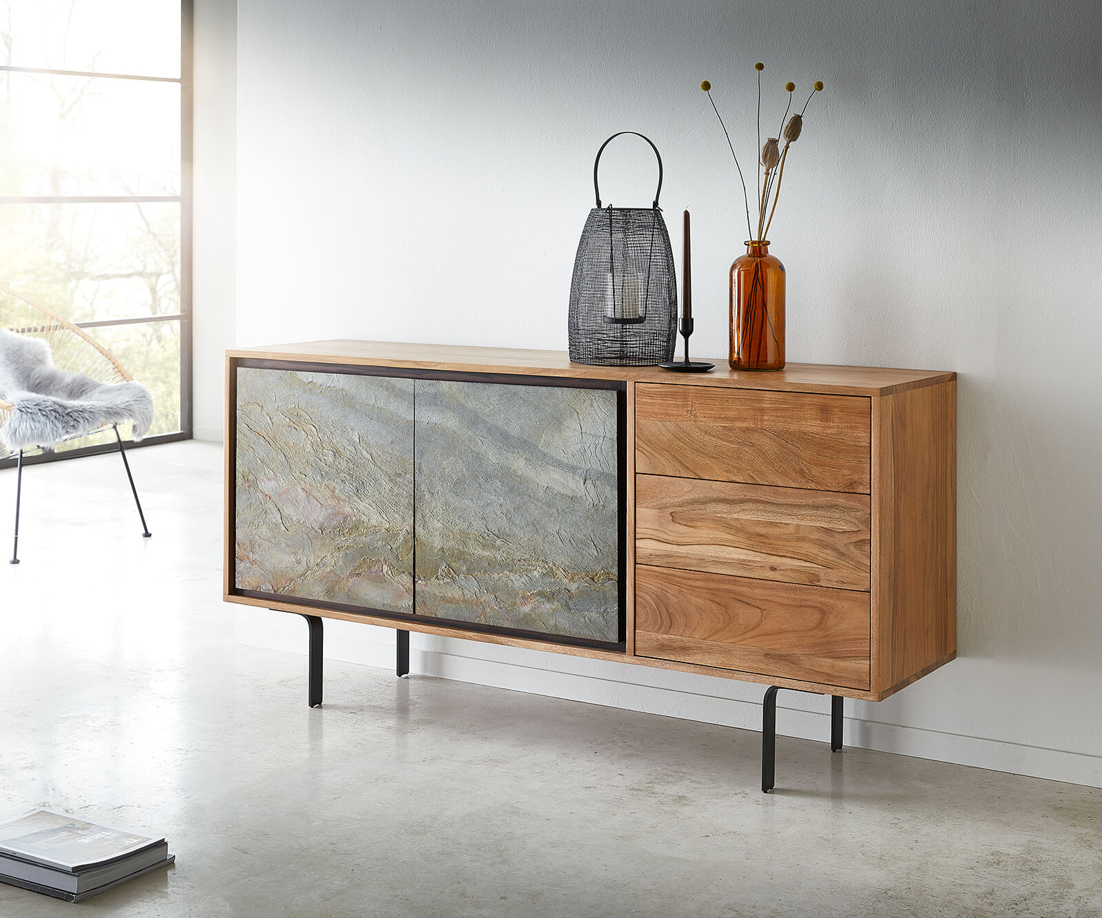 Sideboard Juwelo 150 cm Akazie Natur mit Steinfurnier  1