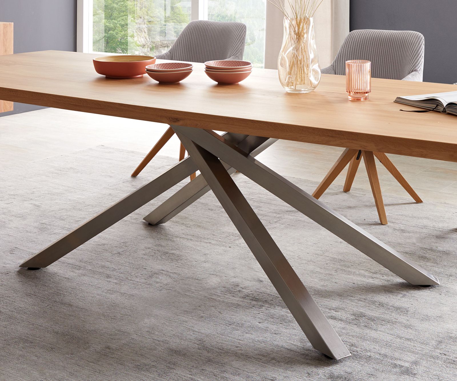 Esstisch Edge 300x100 Eiche Natur Kreuzgestell Rechteck Edelstahl 4