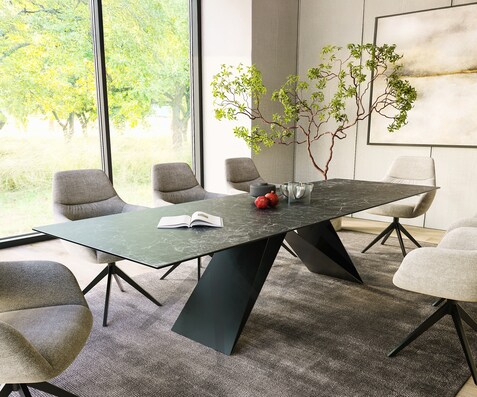 Esstisch Edge 300x100cm Keramik Laminam®Nero Greco Anthrazit V-Mittelfuß Schwarz