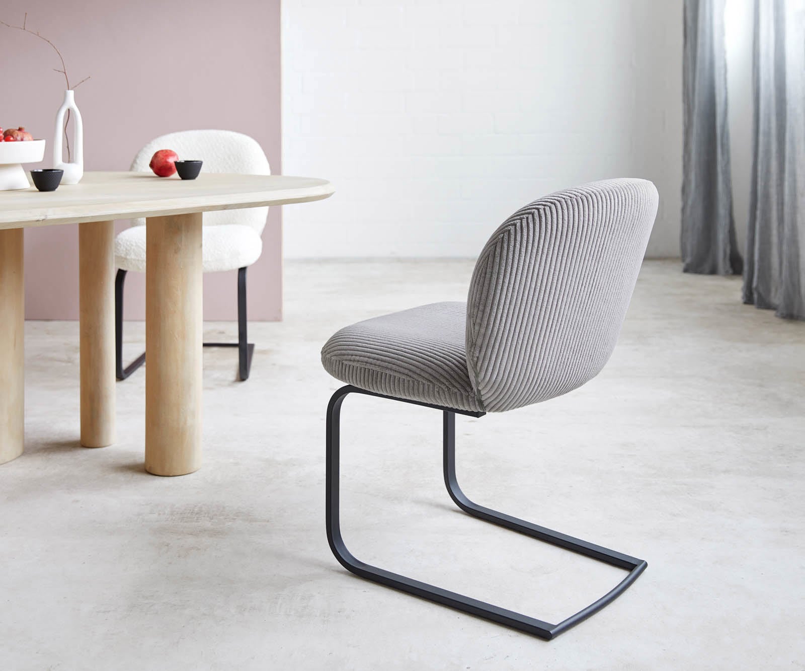 Freischwinger Nube-Flex Cord Silbergrau Freischwinger flach Schwarz Taschenfederkern 4 Freischwinger Nube-Flex Cord Silbergrau Freischwinger flach Schwarz Taschenfederkern 4