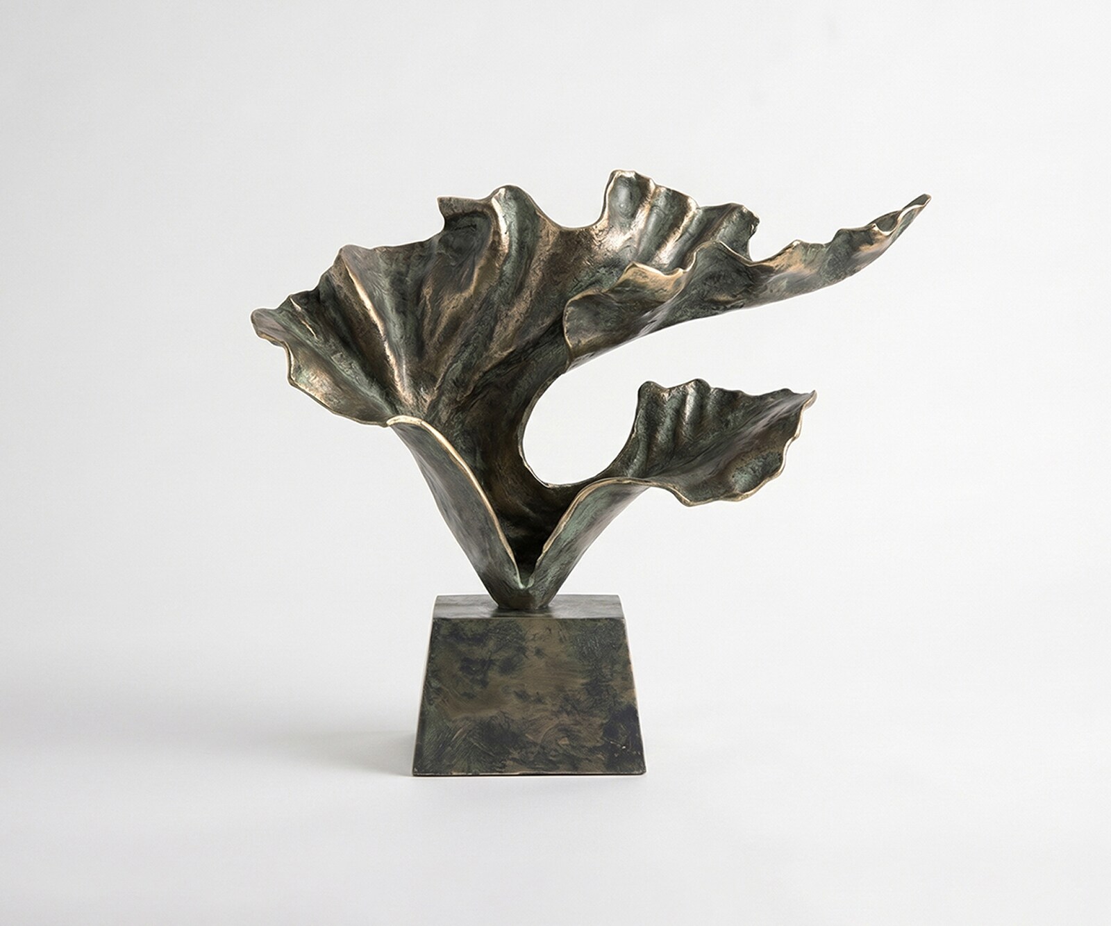 Sculpture Ginkara l60 x P18 x H57 cm Aluminium Verde Antico Faite main