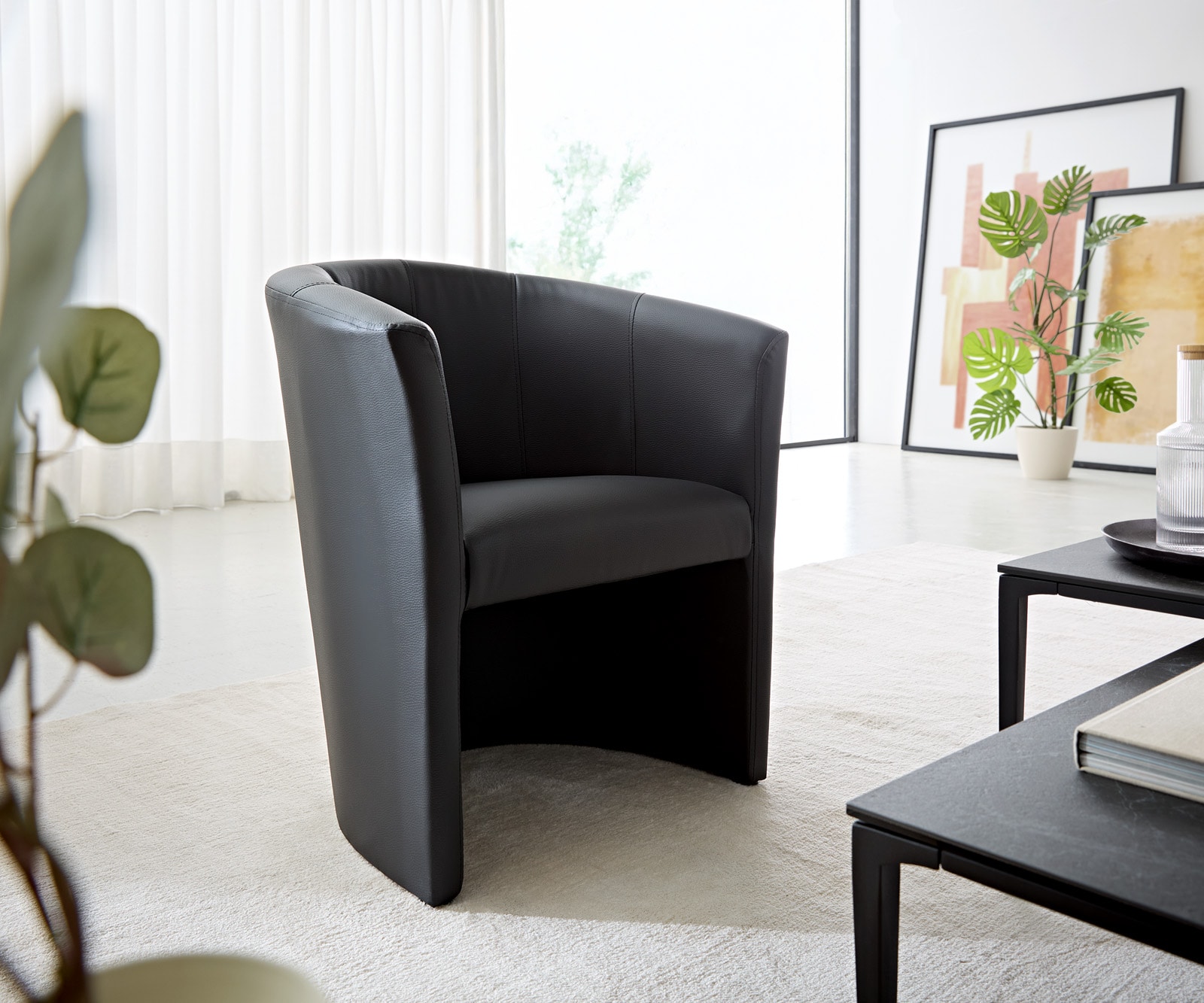 Cocktailsessel Pieder Schwarz Lounge gepolstert Kunstleder Cocktailsessel Pieder Schwarz Lounge gepolstert Kunstleder
