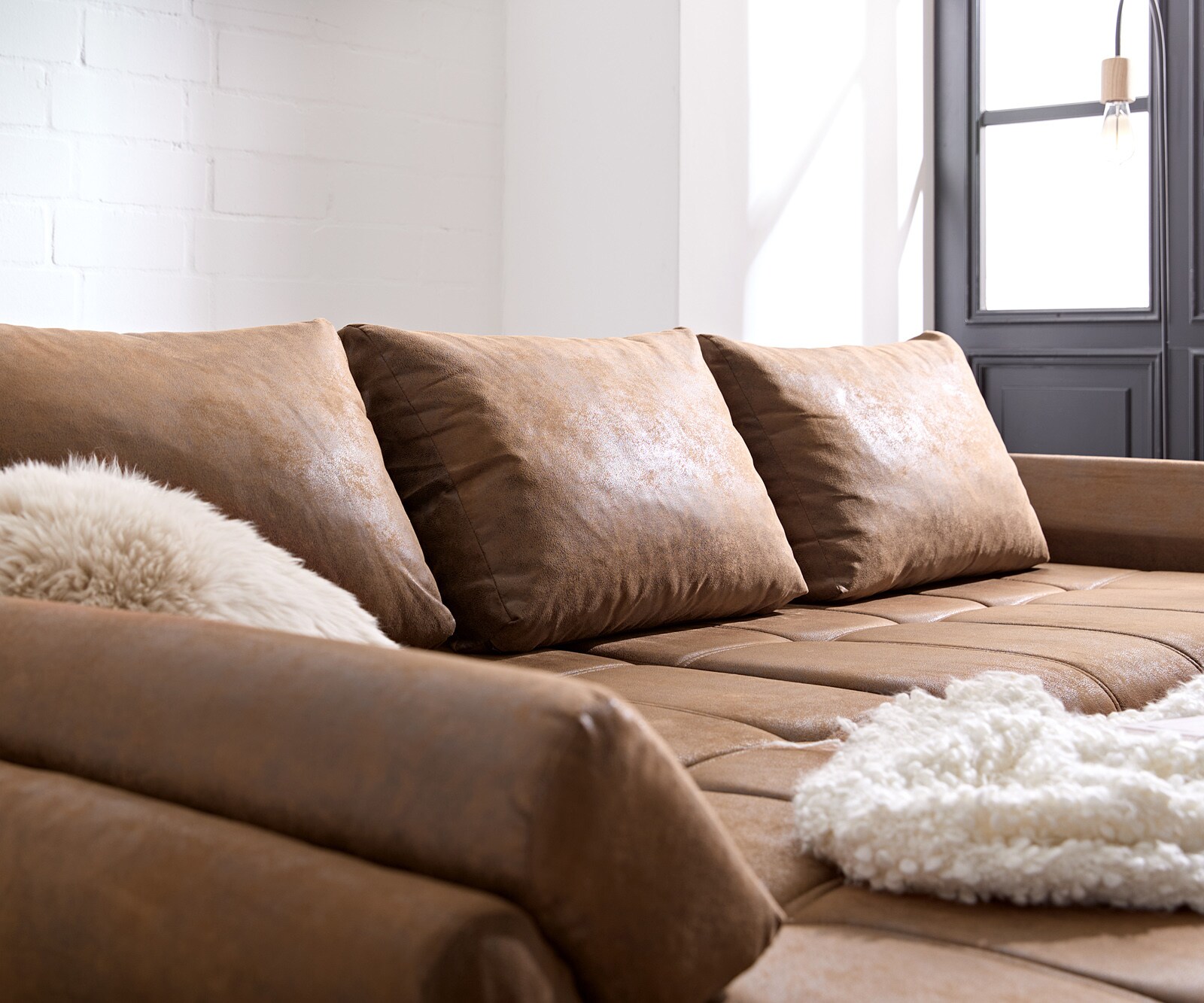 Ecksofa Loana 275x185 cm Braun mit Schlaffunktion  6