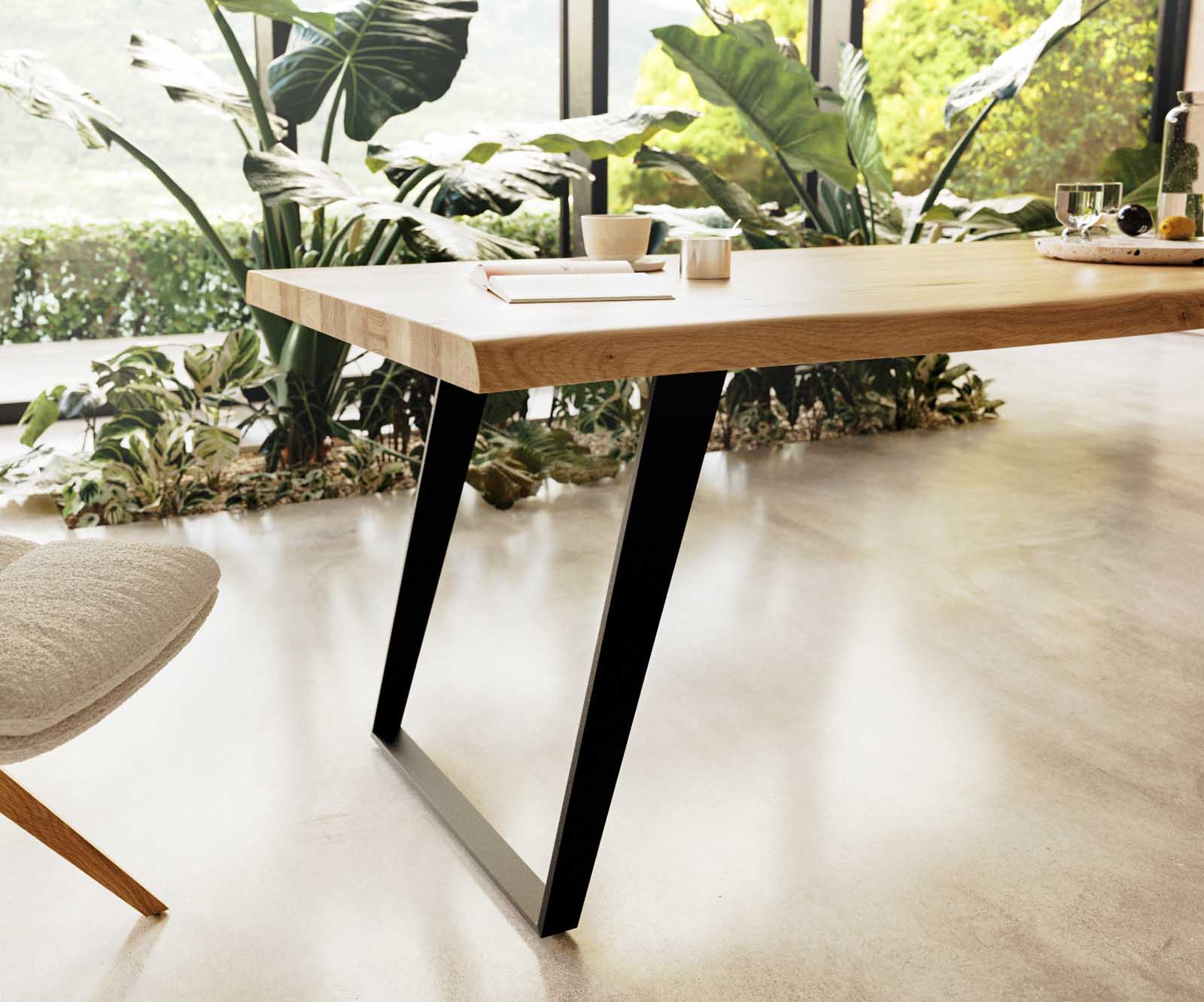 Esstisch Edge 300x100 Eiche Natur Metall Schräg Schwarz Live-Edge 5