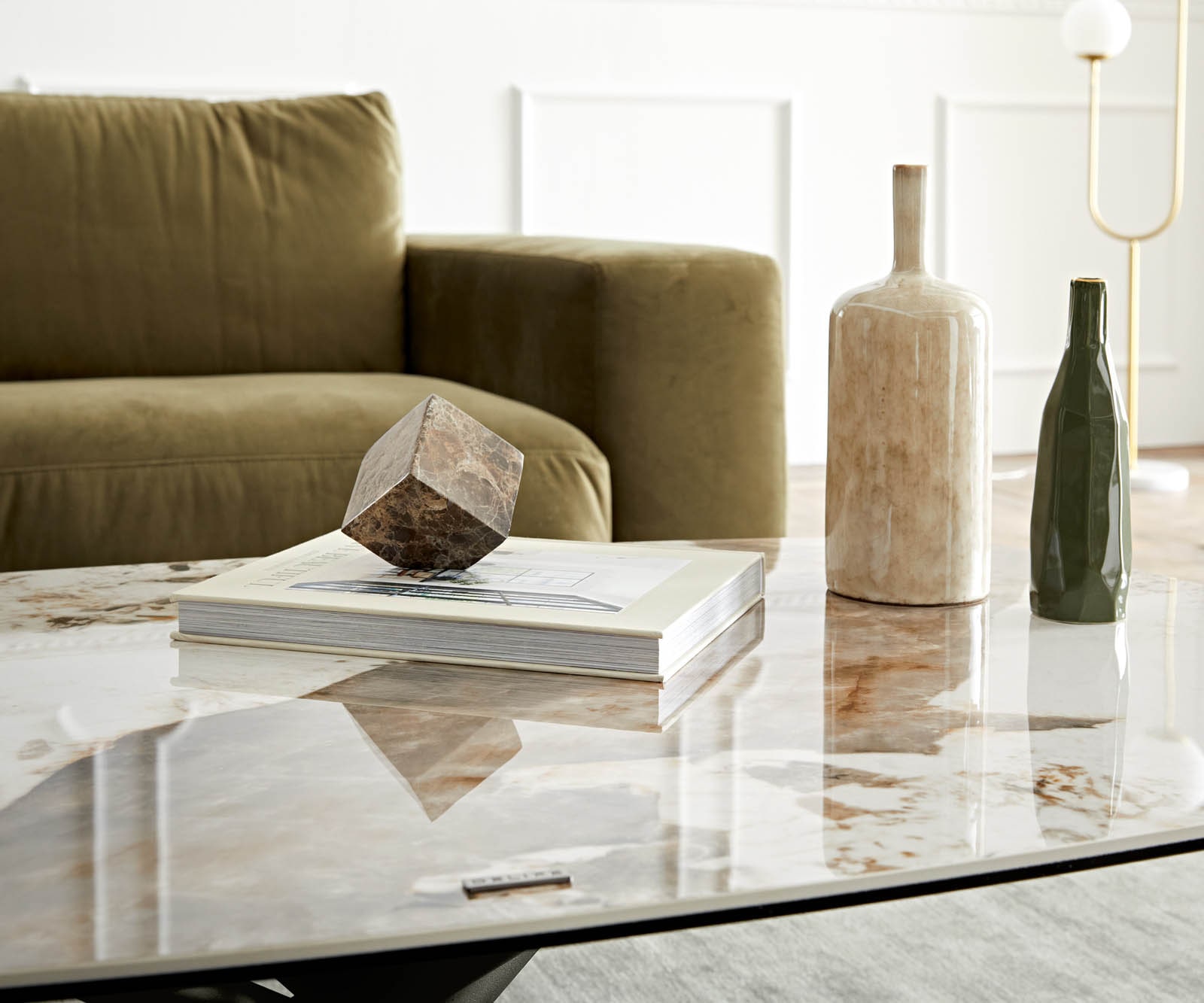 Couchtisch Sarita 120x70 cm Keramik Minas Melange Weiß-Beige Gestell Effektfinish Titan 5 Couchtisch Sarita 120x70 cm Keramik Minas Melange Weiß-Beige Gestell Effektfinish Titan 5