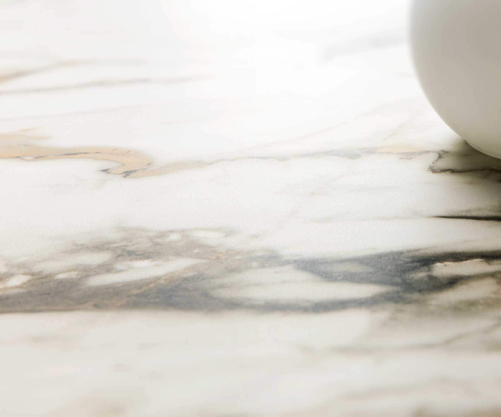 Esstisch Edge 180-220x100 Keramik Calacatta Luxe Weiß-Gold-Grau W-Gestell Effektfinish Titan Ausziehbar 3 Esstisch Edge 180-220x100 Keramik Calacatta Luxe Weiß-Gold-Grau W-Gestell Effektfinish Titan Ausziehbar 3