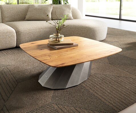 Couchtisch Edge Boot 90x90 cm Eiche Natur Schweizer Kante Parabi Metallic Silber