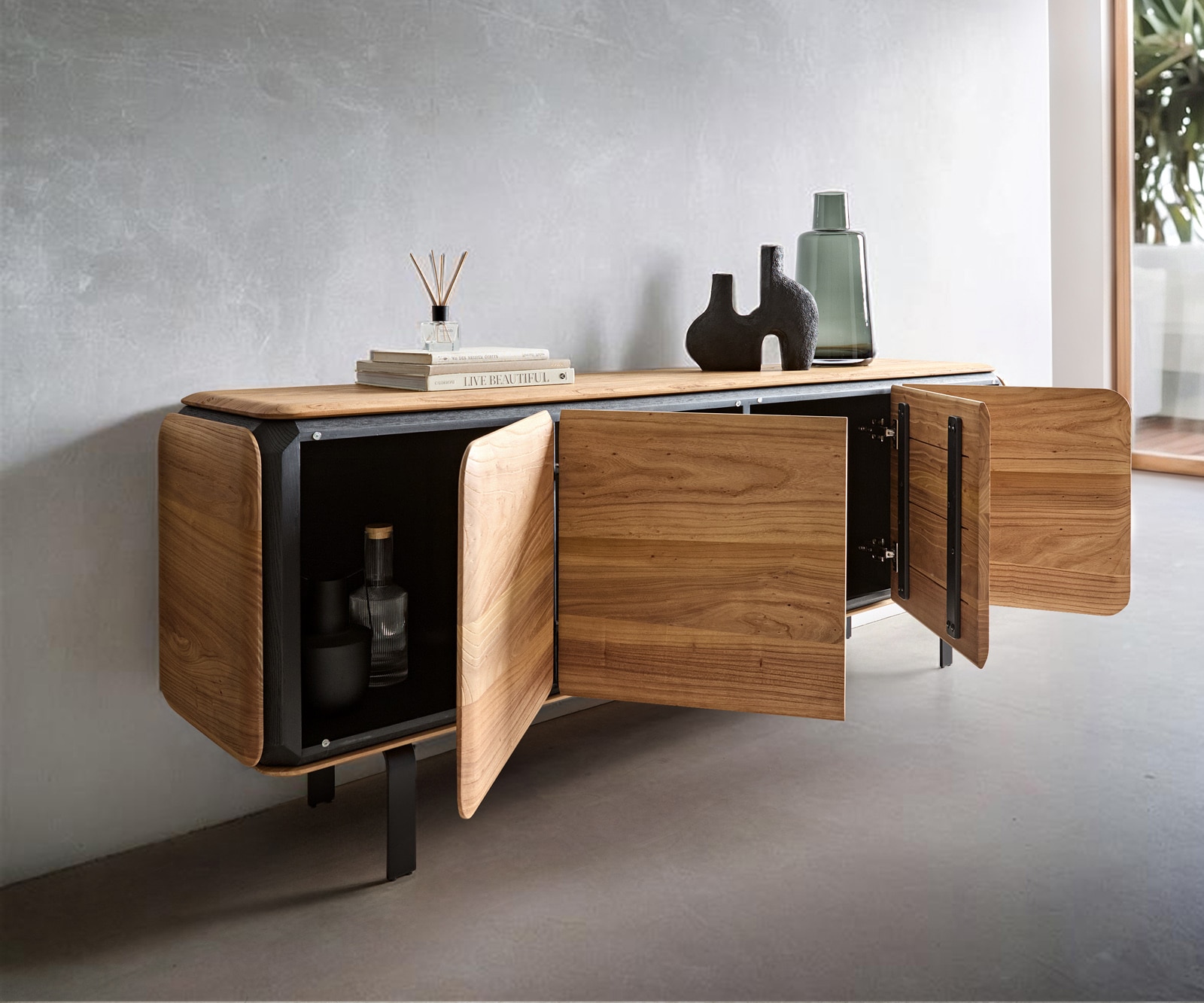 Sideboard Giacinto 180 cm Ulme Natur 4 Türen L-Fuß Schwarz 1 Sideboard Giacinto 180 cm Ulme Natur 4 Türen L-Fuß Schwarz 1