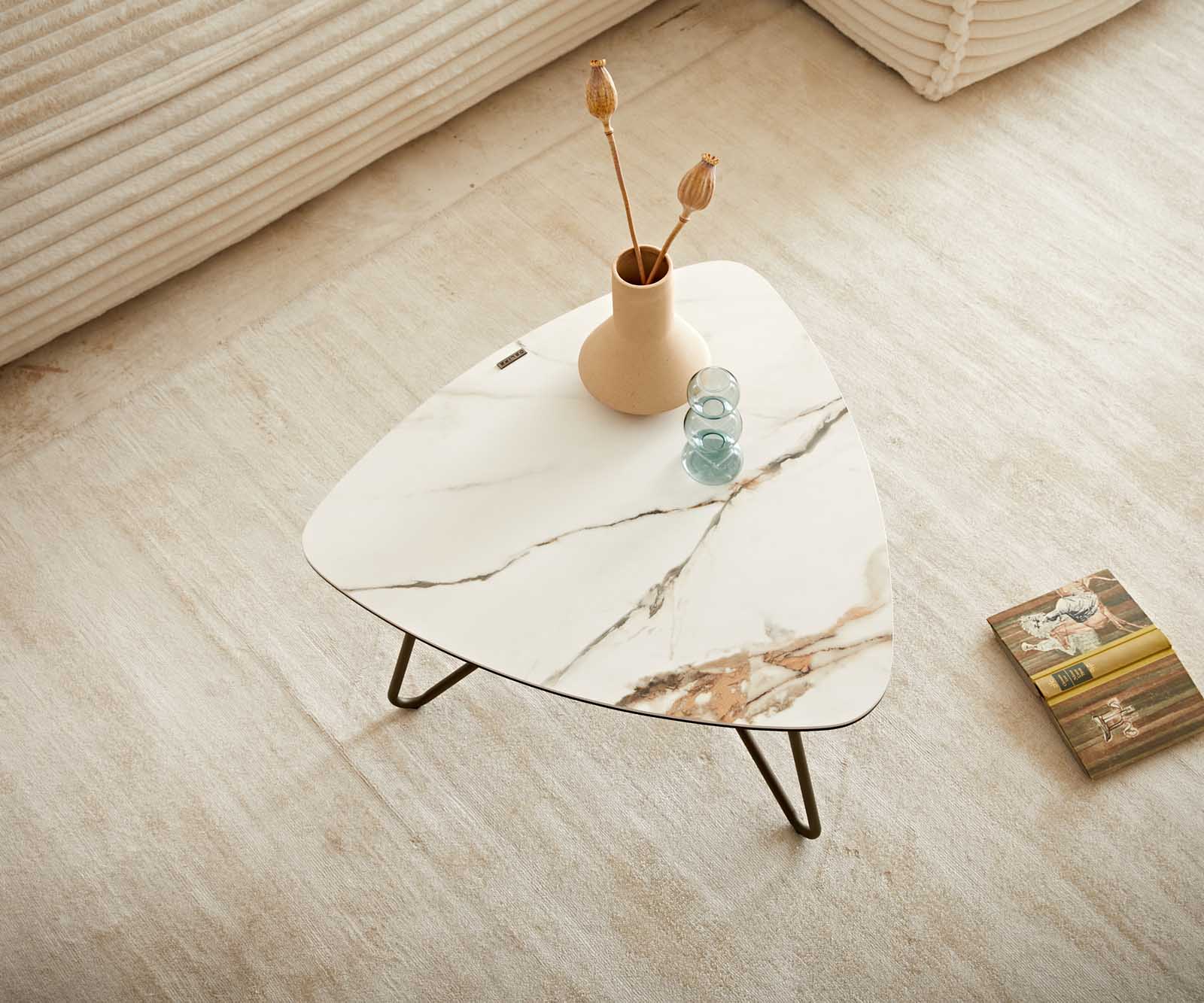 Couchtisch Ekrem 65x65 cm Keramik Calacatta Luxe Weiß-Gold-Grau Hairpin rund Metall Effektfinish Titan 4