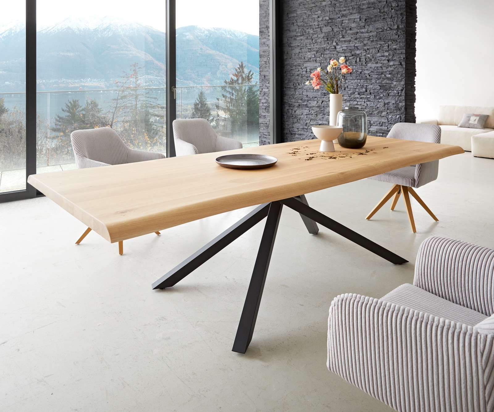 Esstisch Edge 260x100 Eiche Natur Kreuzgestell Rechteck Schwarz Live-Edge 1